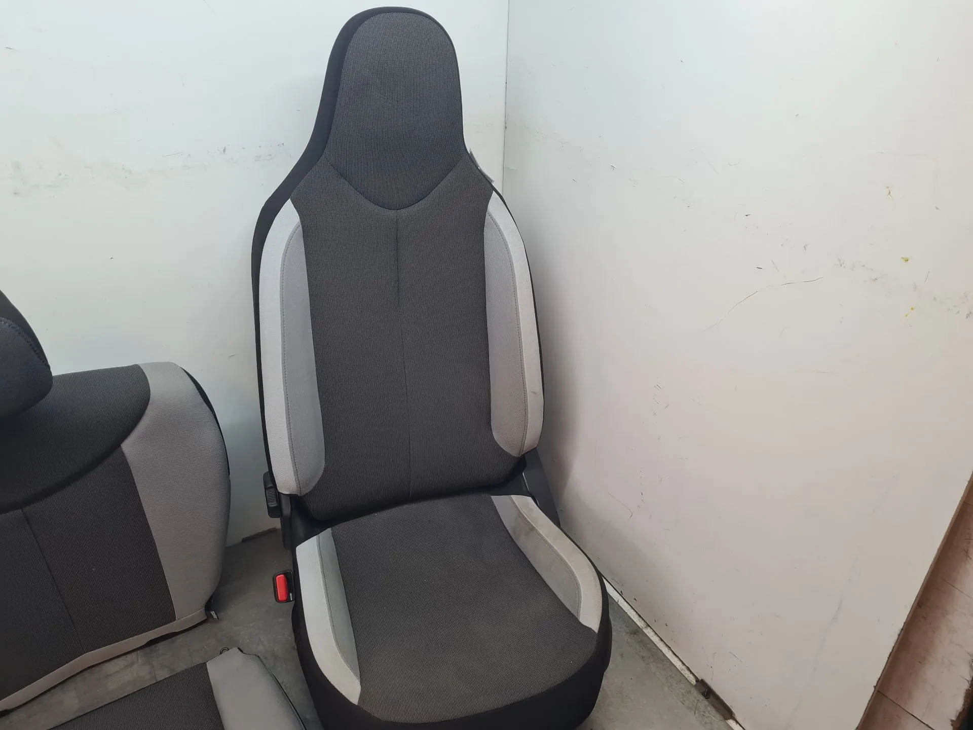 Conjunto de Bancos TOYOTA Aygo (_B4_) Imagem-1