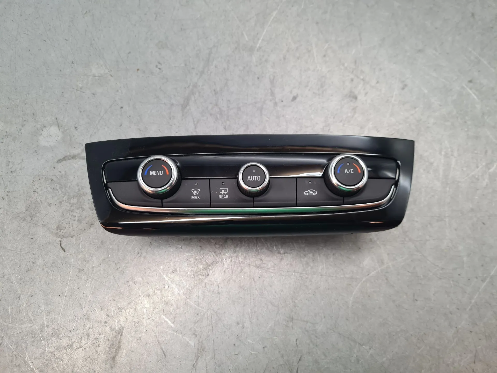 Comando chauffage / sofagem OPEL Corsa F