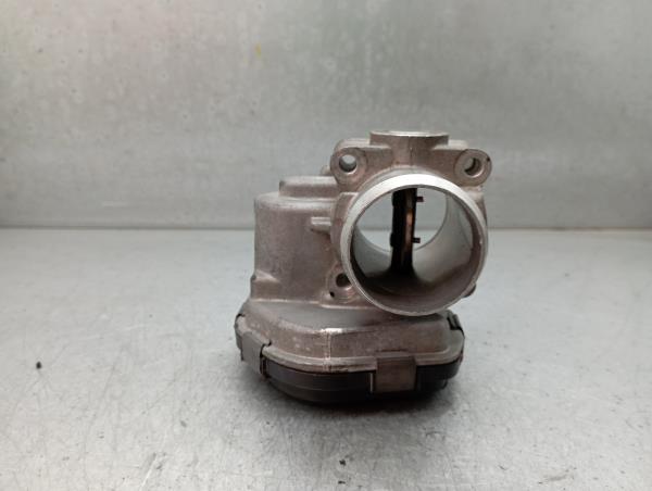 Cuerpo Mariposa/ Aceleración PEUGEOT 208