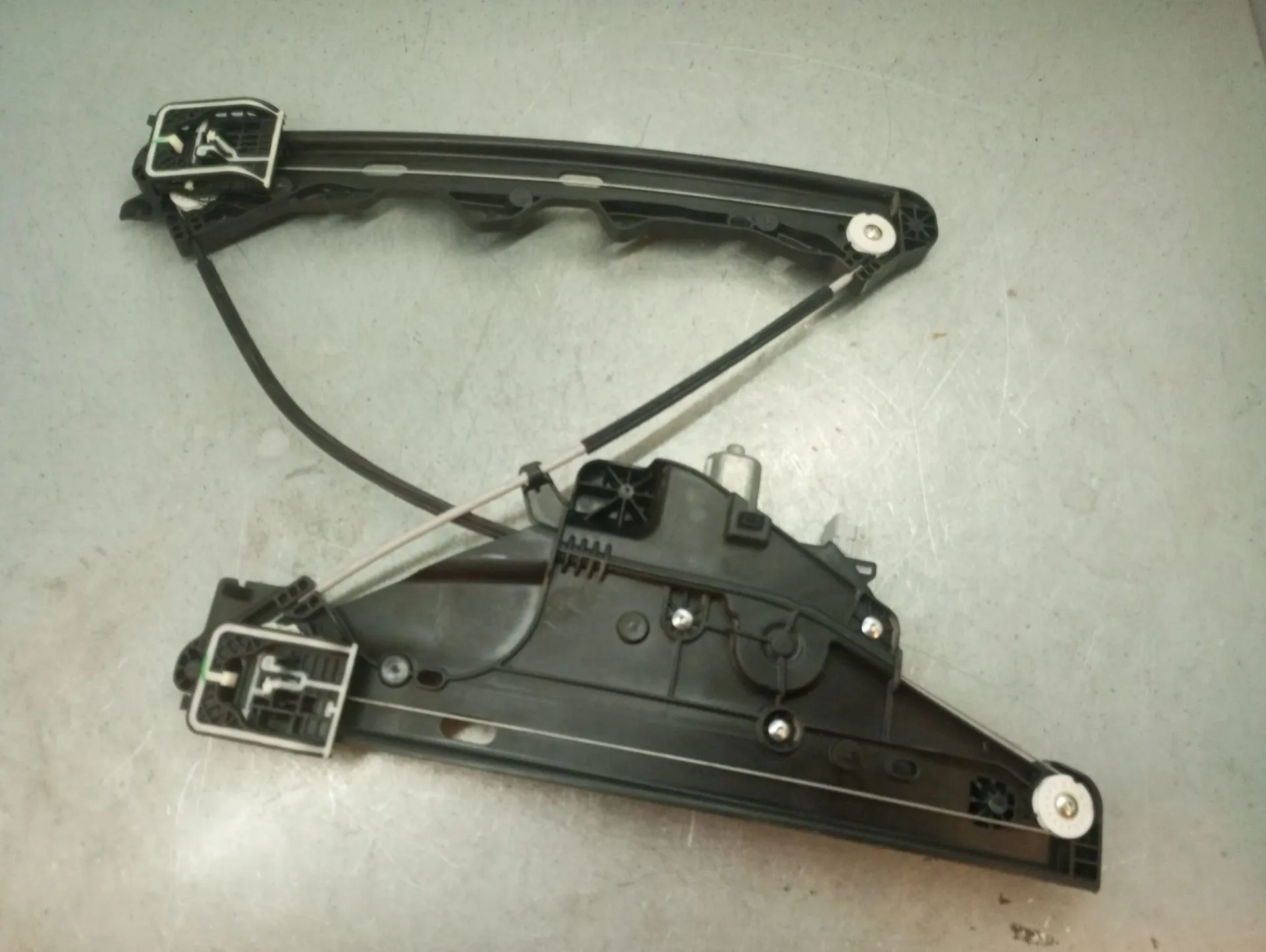 Lève-vitre avant gauche PEUGEOT 2008 II (U_) Imagem-1
