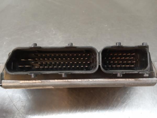 Centralina motor / ECU VOLKSWAGEN Polo (6R, 6C) Imagem-1