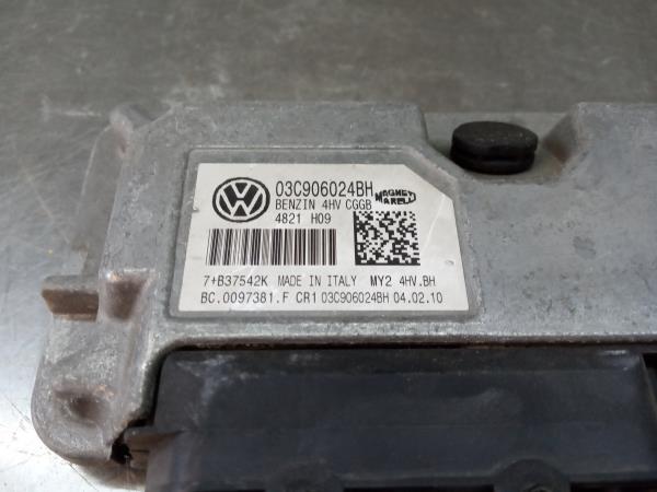 Centralina motor / ECU VOLKSWAGEN Polo (6R, 6C) Imagem-2