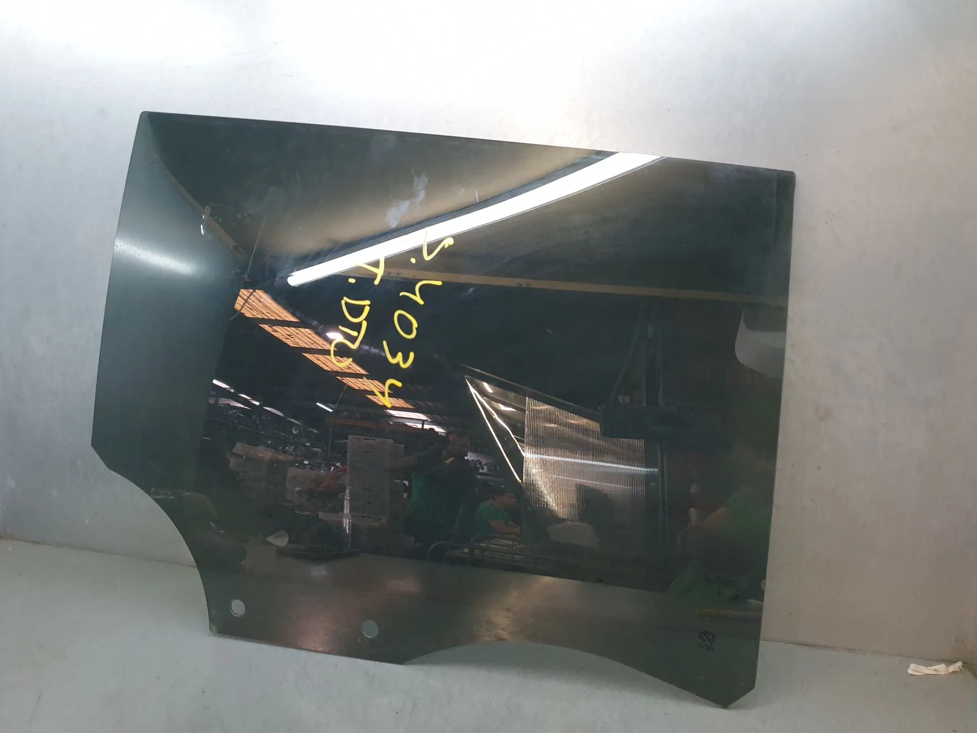 Right rear door glass PEUGEOT 2008 II (U_)