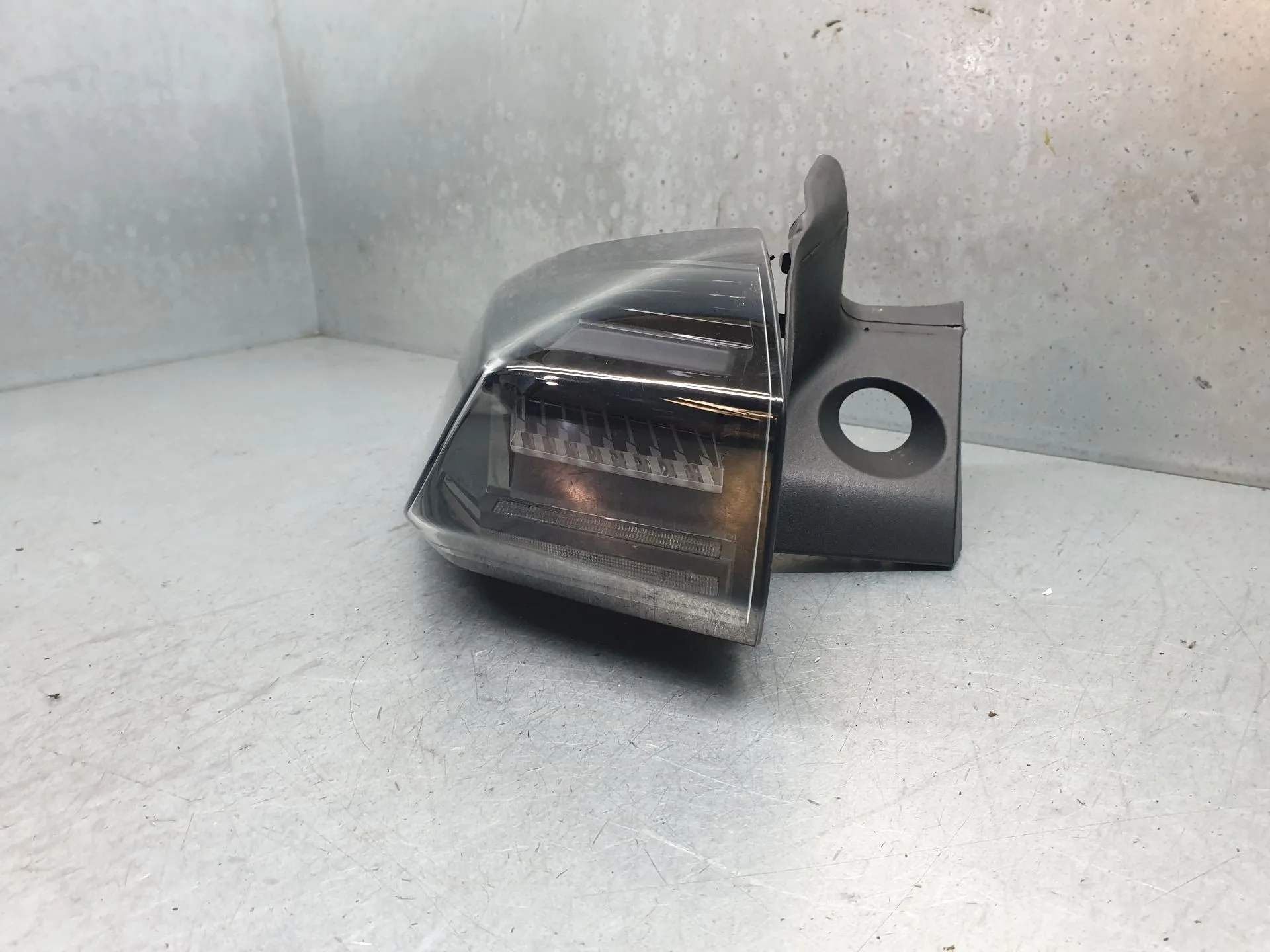 Left Tail light PEUGEOT 2008 II (U_) Imagem-2