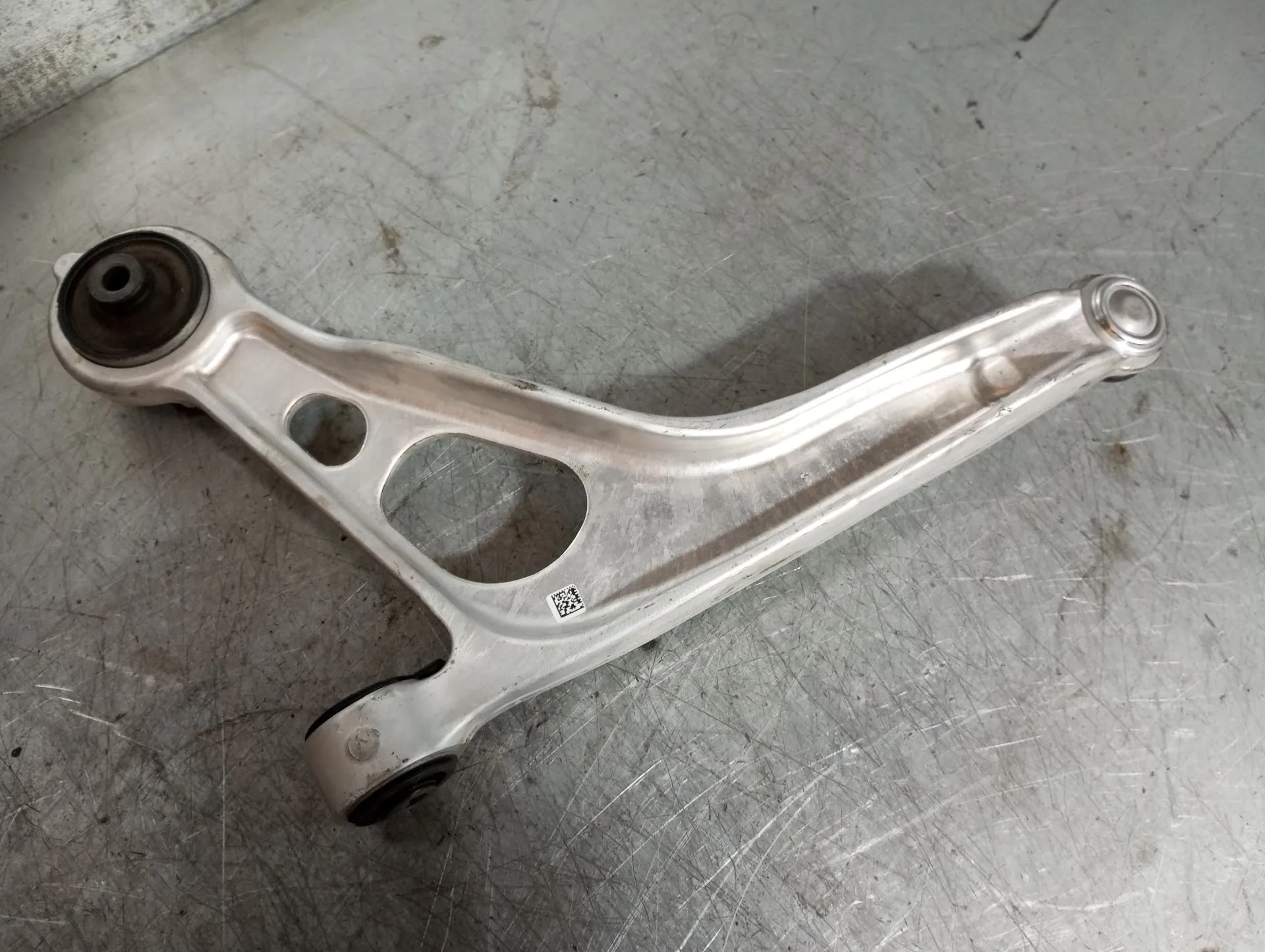 Braccio di sospensione anteriore destra RENAULT Austral Imagem-1