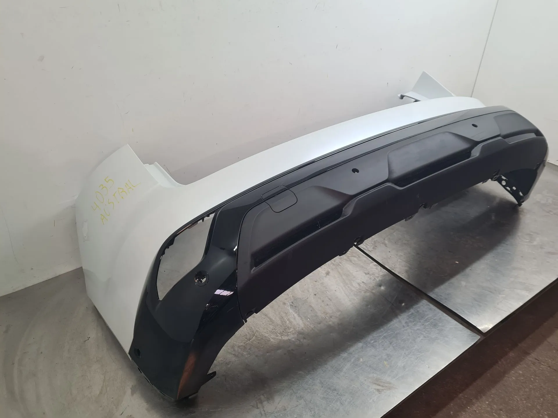 Rear Bumper RENAULT Austral Imagem-2