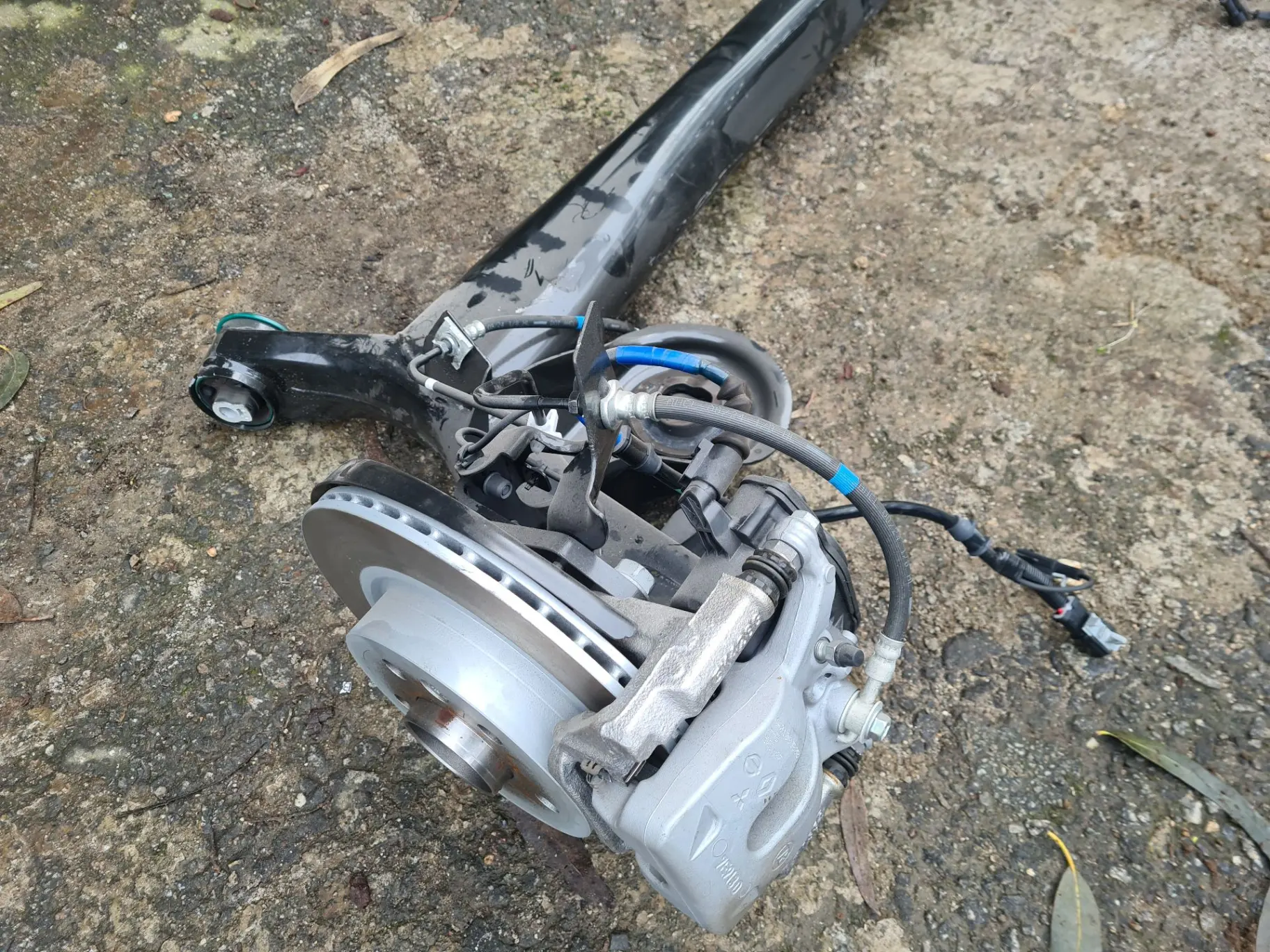 Eje trasero con discos RENAULT Austral Imagem-4