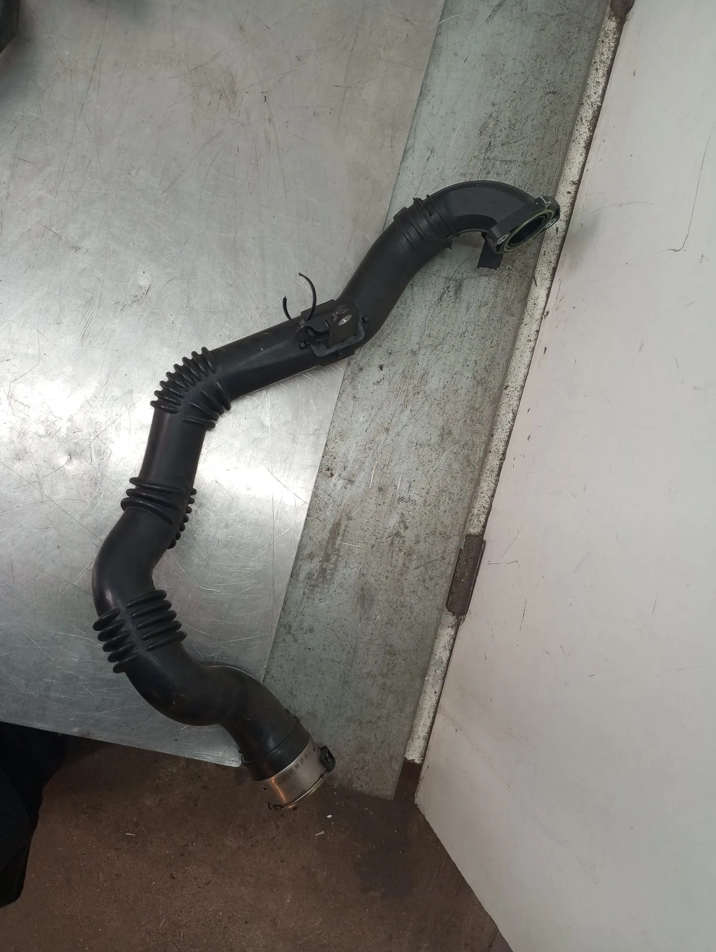 Tubo do intercooler NISSAN Micra V (K14)