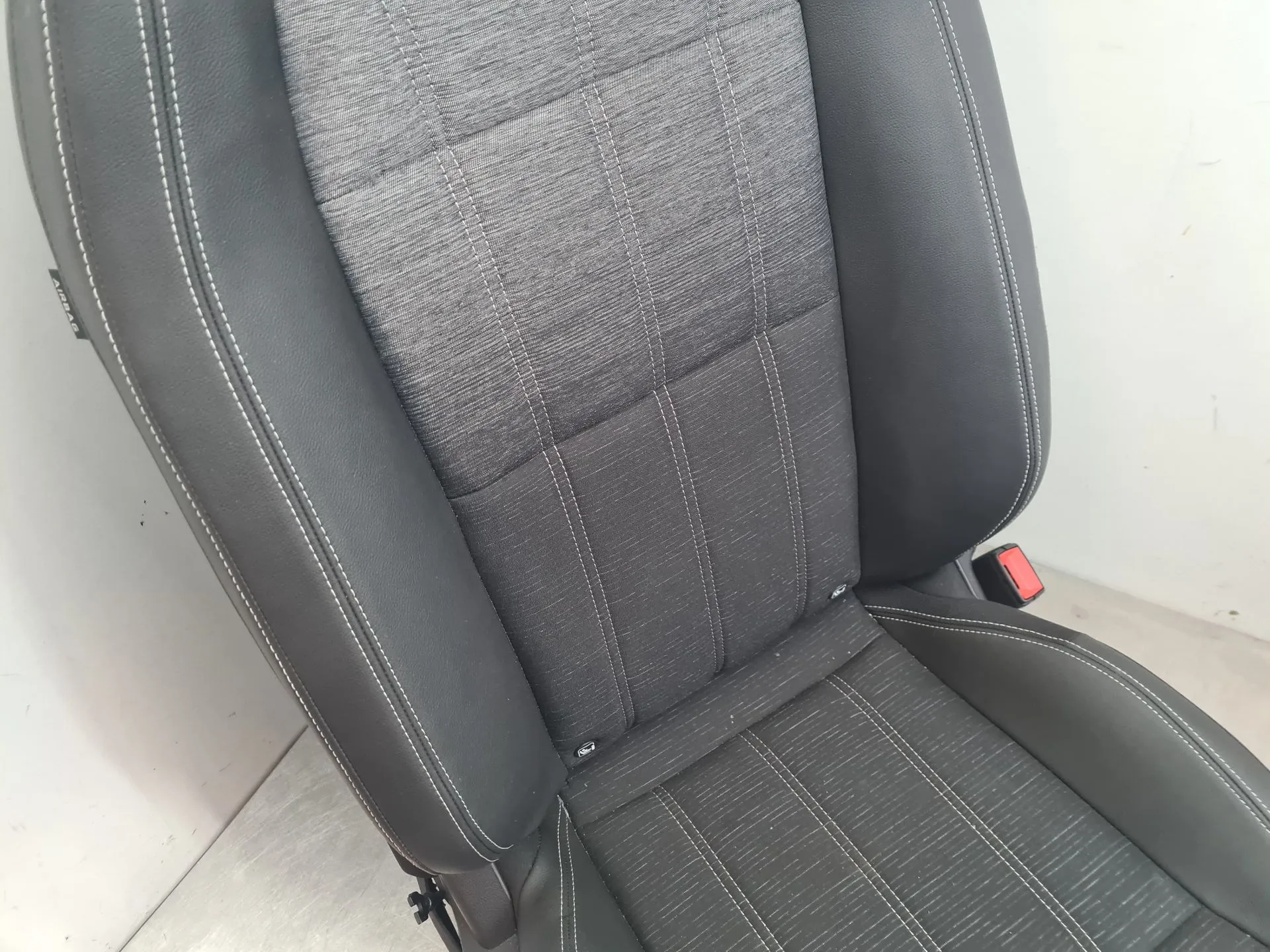 Conjunto de Bancos RENAULT Austral Imagem-17