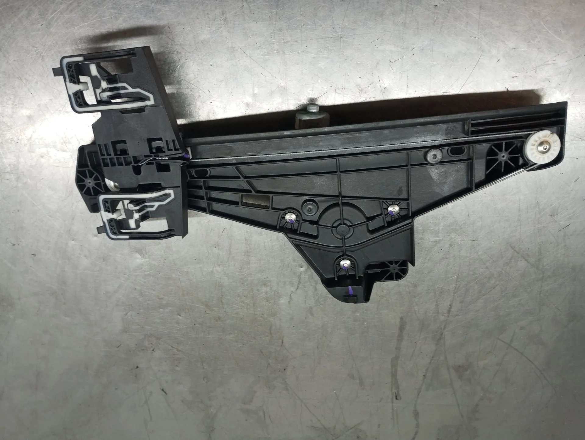 Lève-vitre arrière gauche PEUGEOT 2008 II (U_) Imagem-1