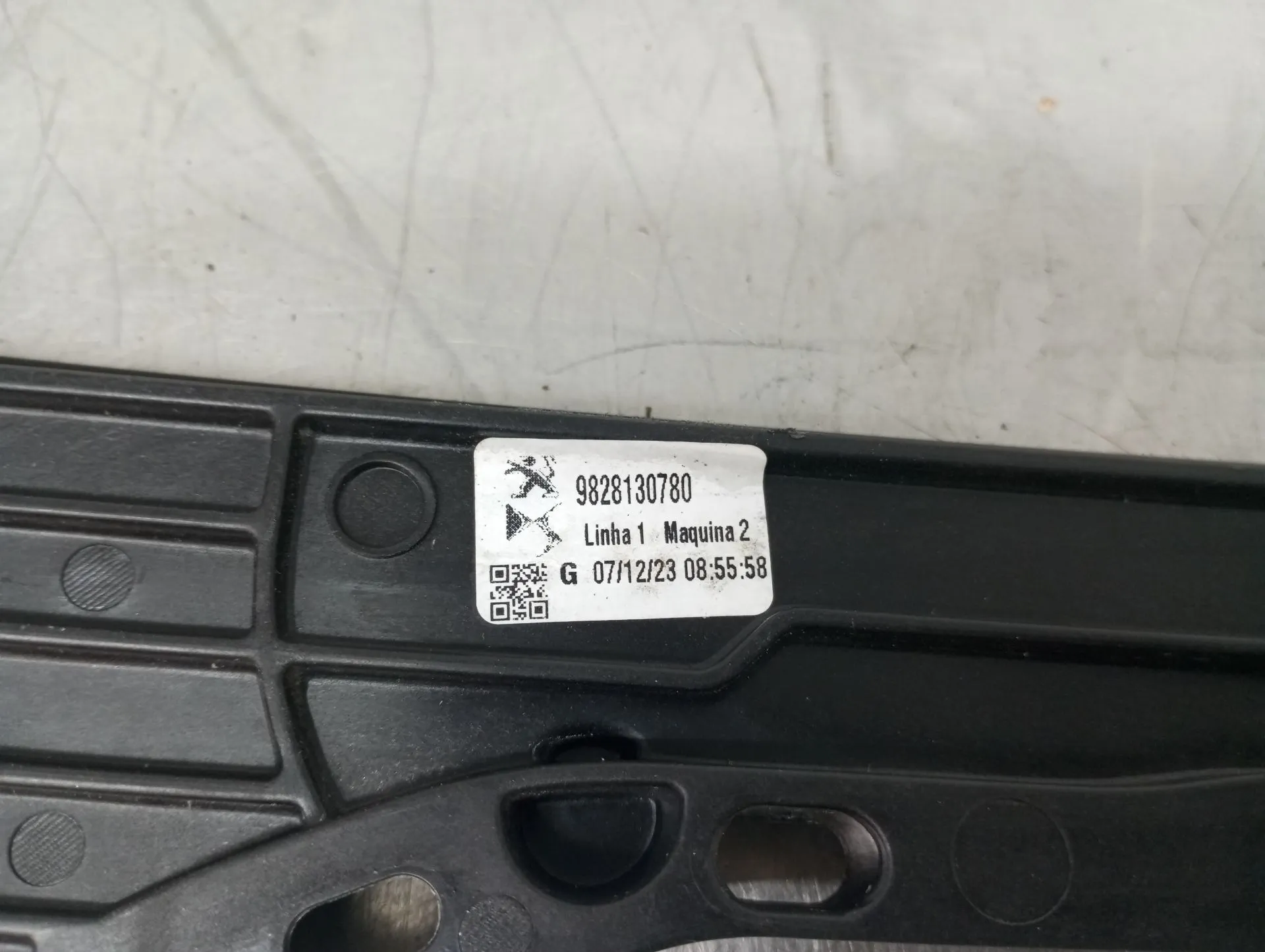 Lève-vitre avant gauche PEUGEOT 2008 II (U_) Imagem-2