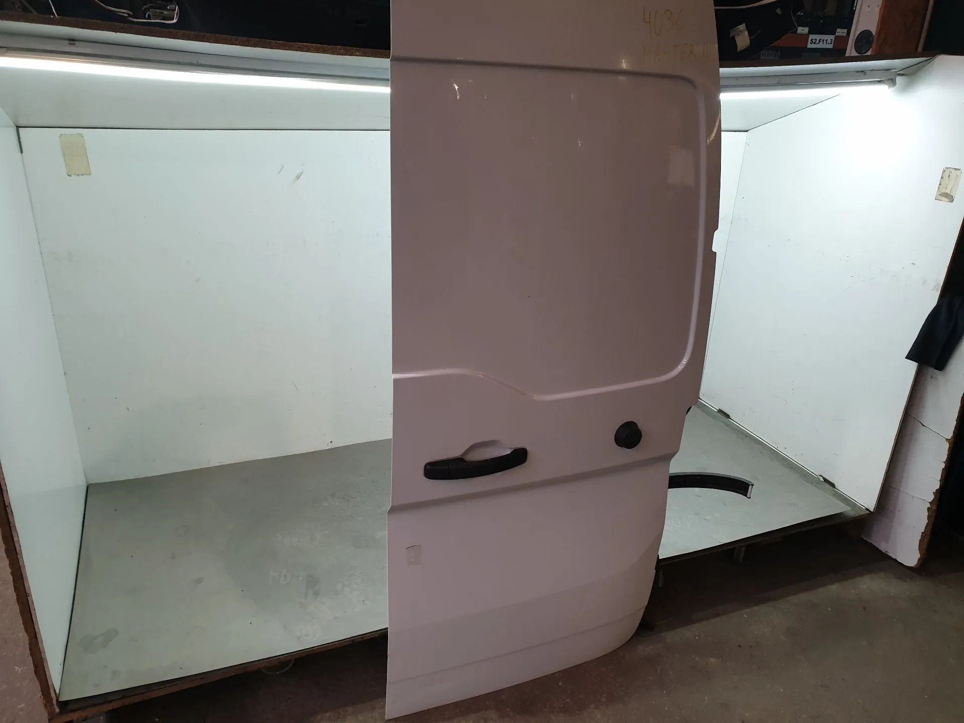 Porta carico destra RENAULT Master IV (F8__)