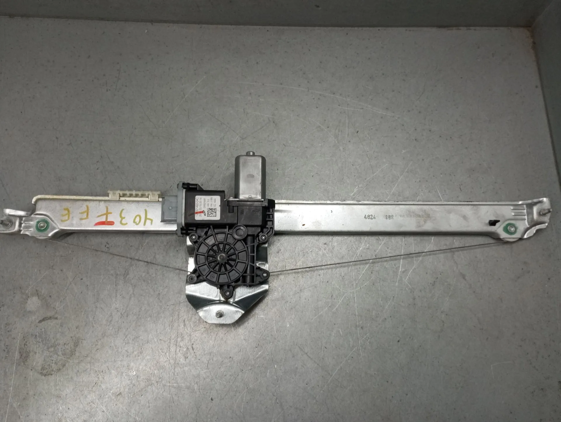 Lève-vitre avant gauche RENAULT Trafic III (FG_)