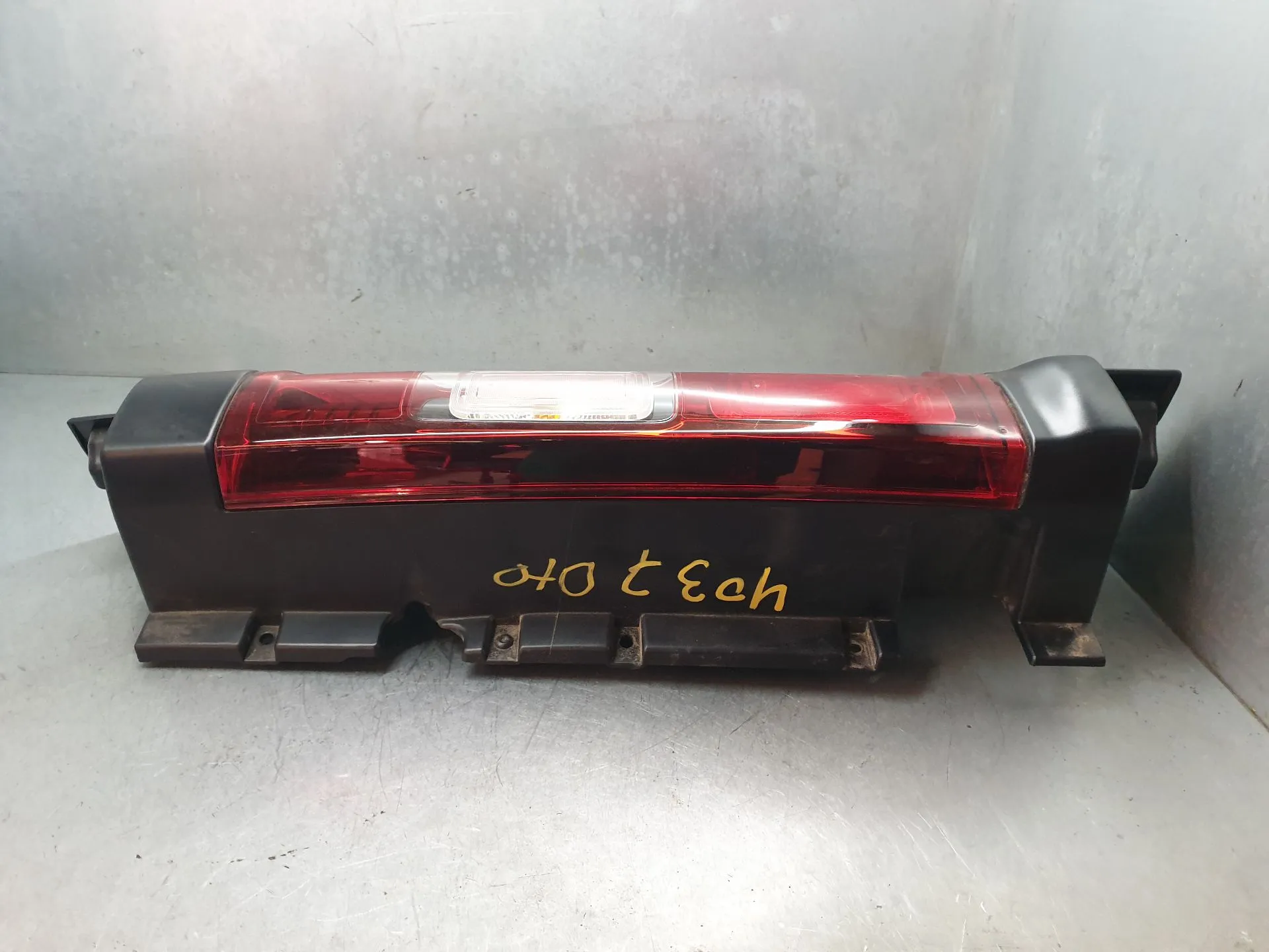 Feu arrière Droite RENAULT Trafic III (FG_) Imagem-3