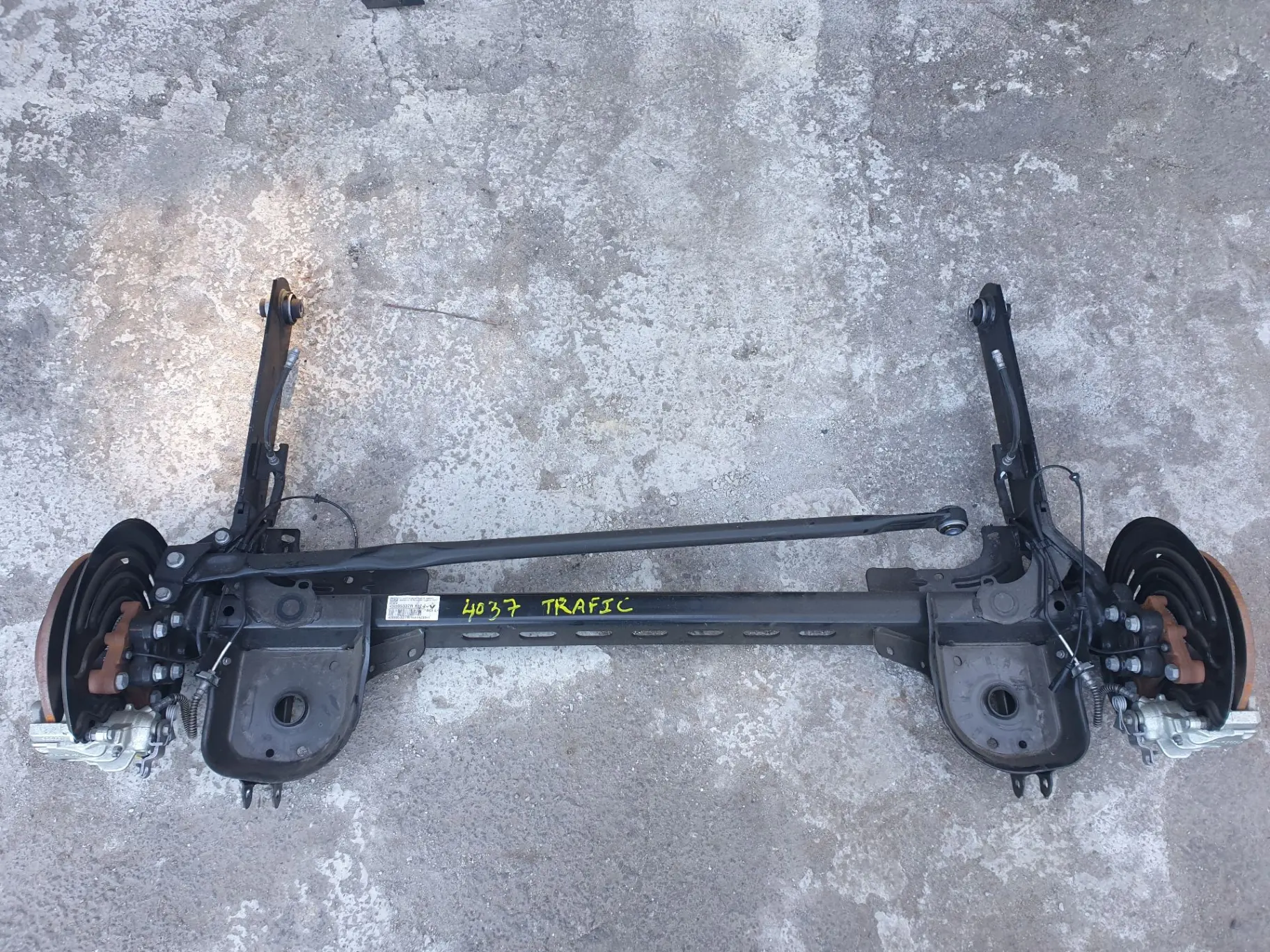 Eje trasero con discos RENAULT Trafic III (FG_)