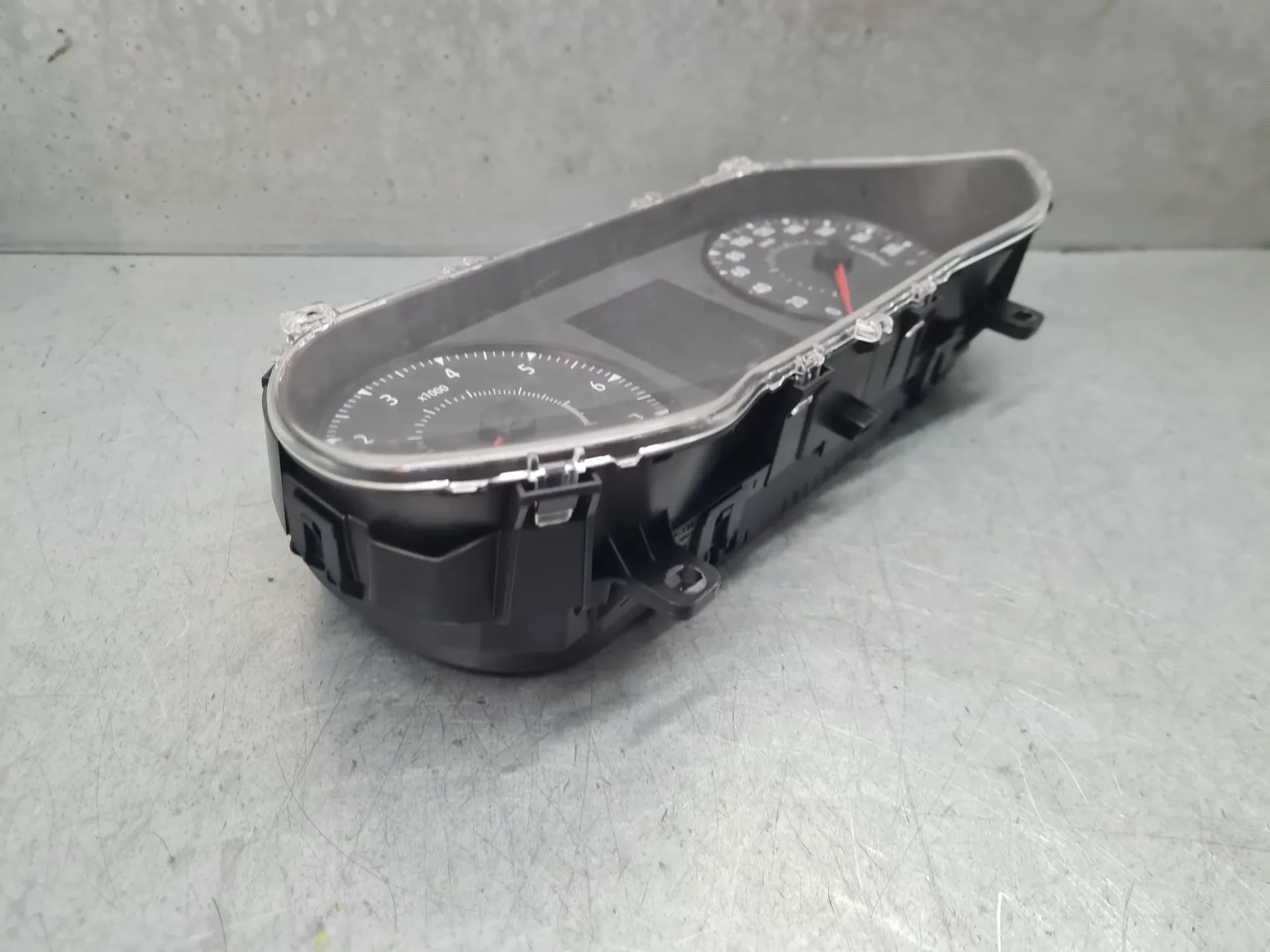 Quadrante / painel de instrumentos RENAULT Trafic III (FG_) Imagem-6