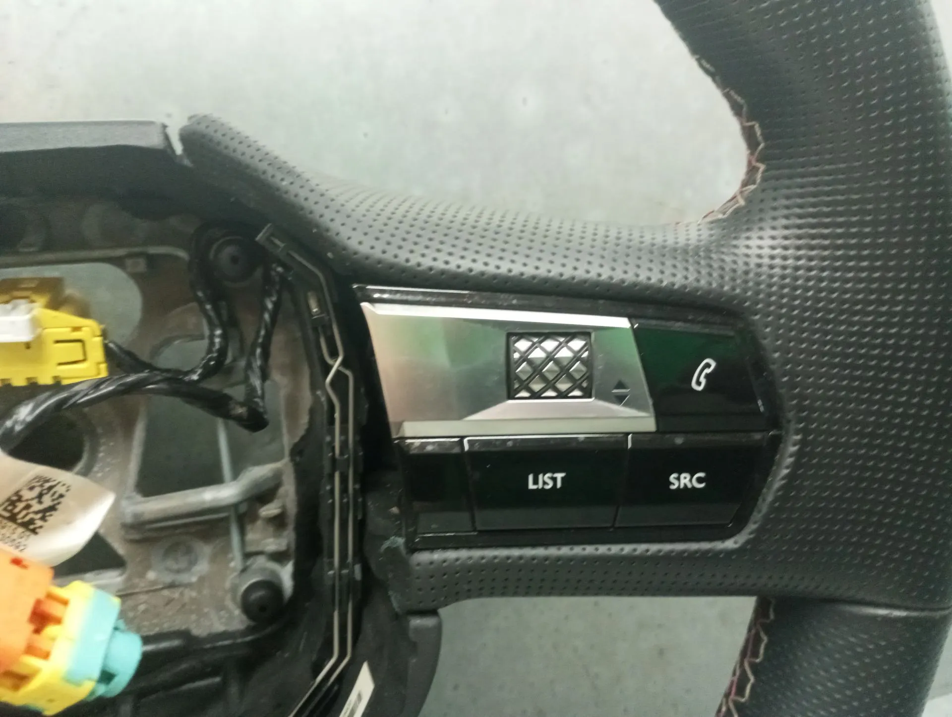 Volante DS DS7 Crossback (J_) Imagem-4