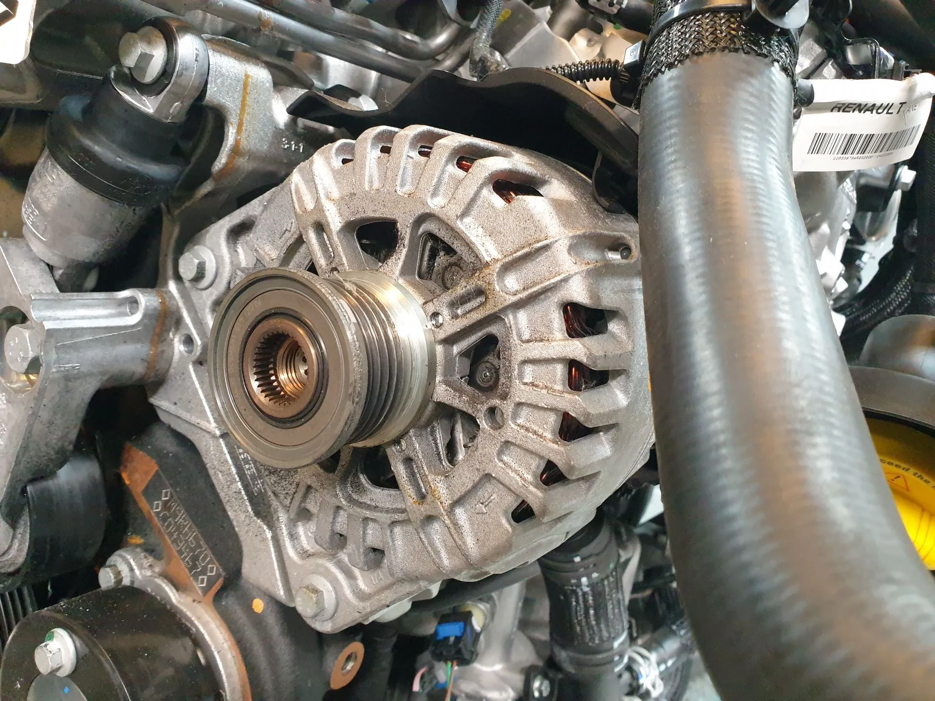 Alternador RENAULT Master IV (F8__)