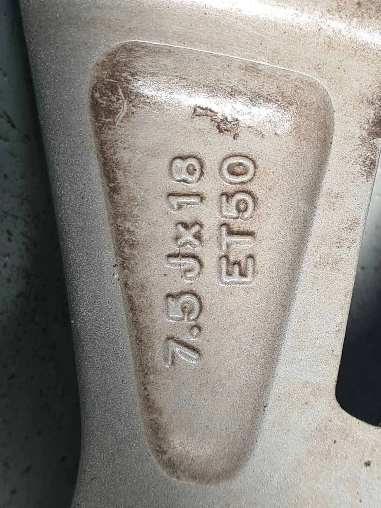 Conjunto Jantes Especiais FORD Kuga III (DFK) Imagem-10