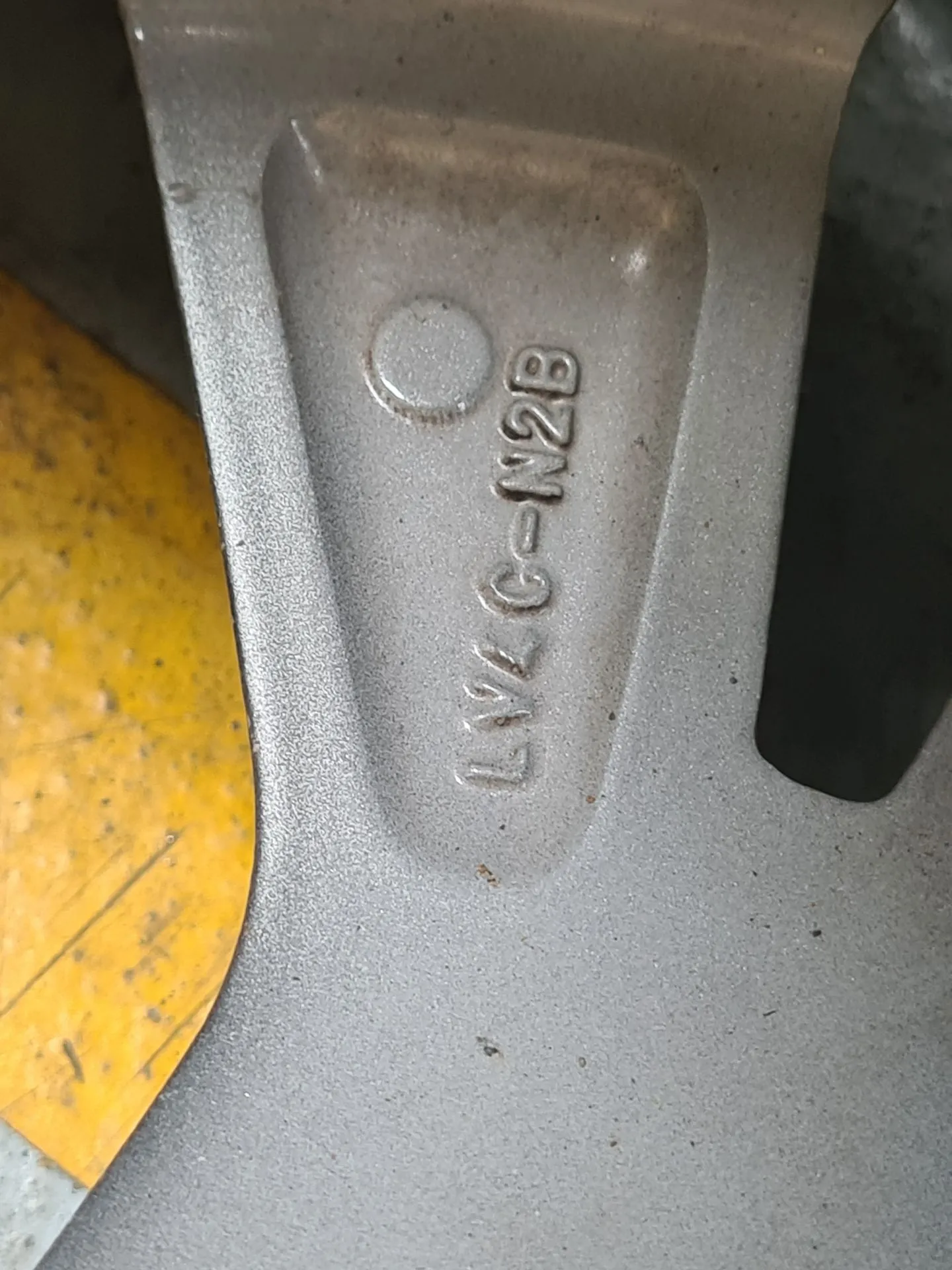 Cerchio Anteriore Sinistro FORD Kuga III (DFK) Imagem-2