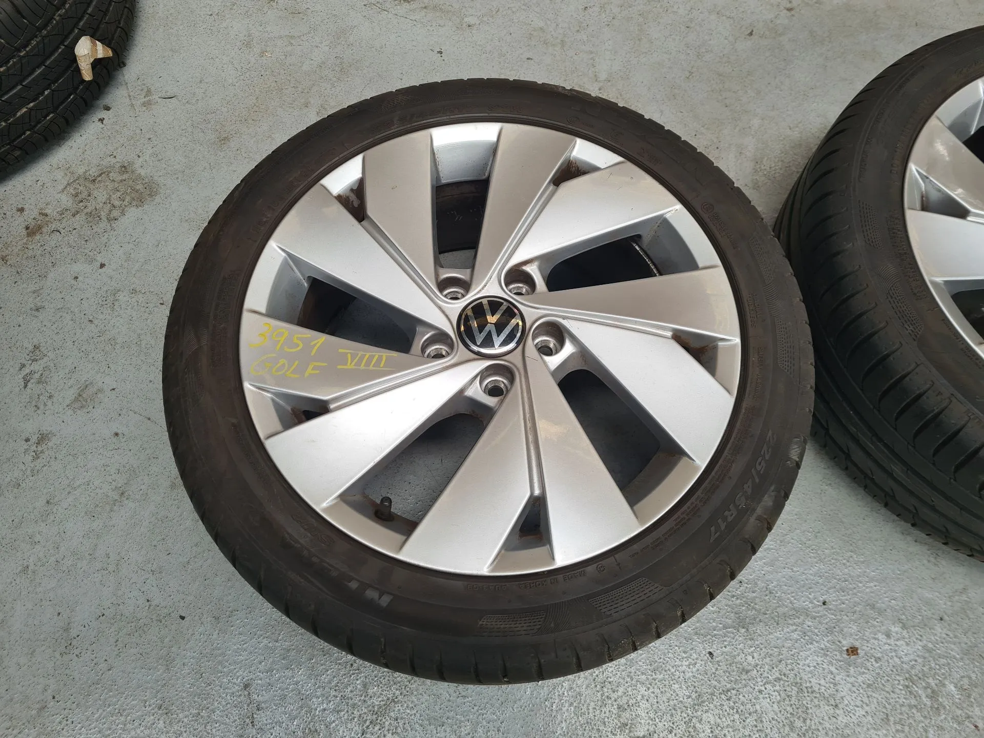 Conjunto Jantes Especiais VOLKSWAGEN Golf VIII Variant (CG5) Imagem-2