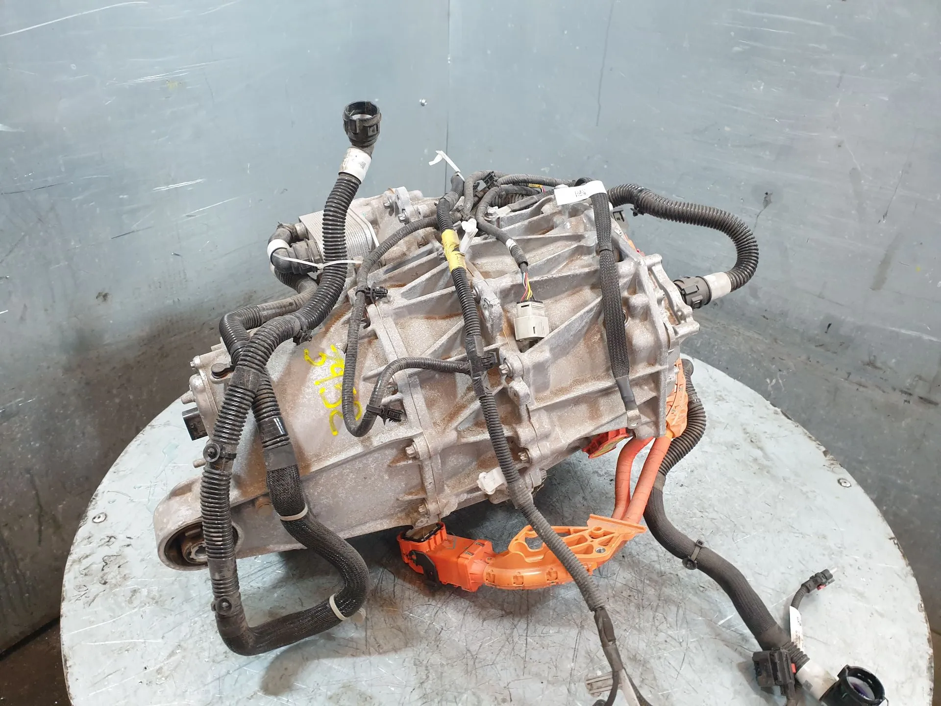 Complete Engine TESLA Model Y (5YJY) Imagem-1