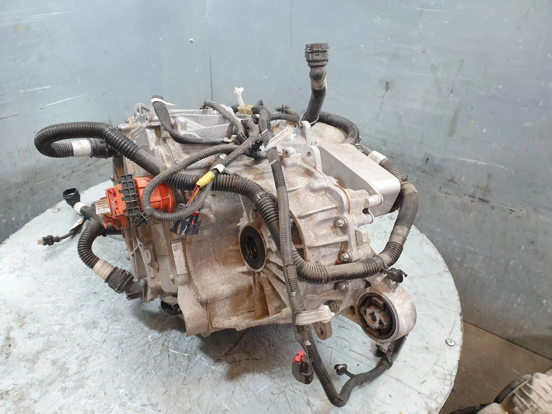 Complete Engine TESLA Model Y (5YJY) Imagem-4