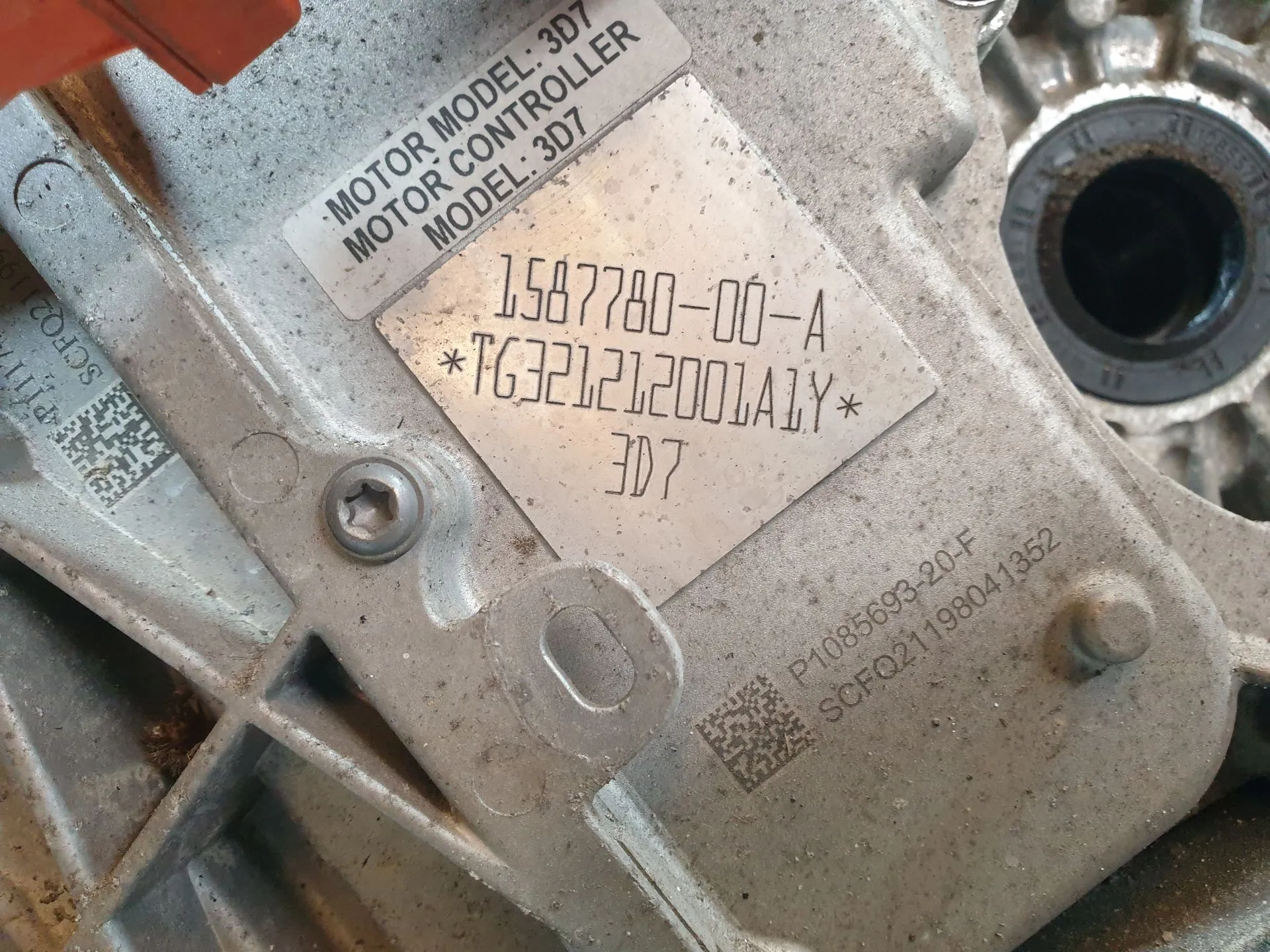 Complete Engine TESLA Model Y (5YJY) Imagem-7