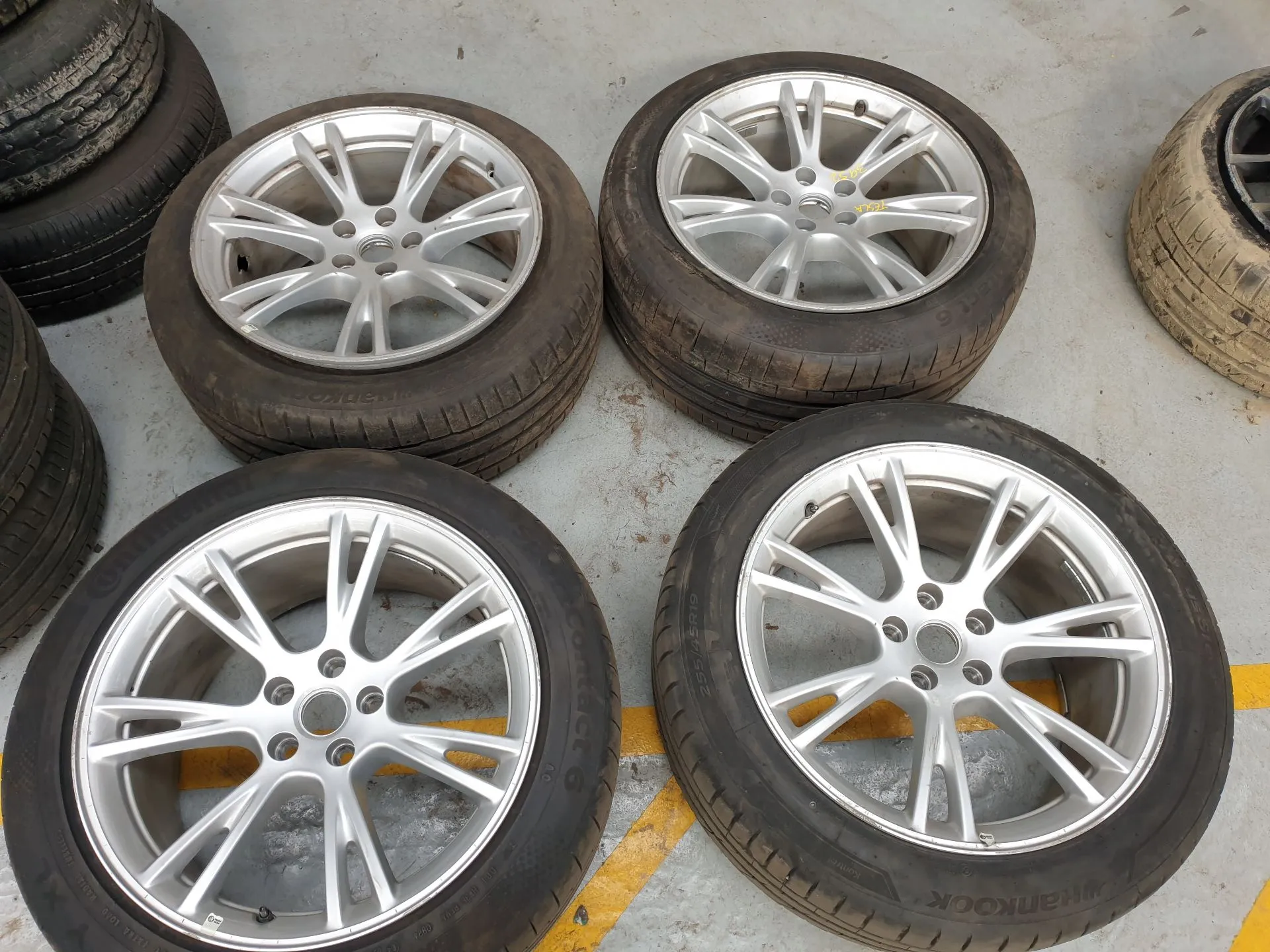Conjunto Jantes Especiais TESLA Model Y (5YJY)