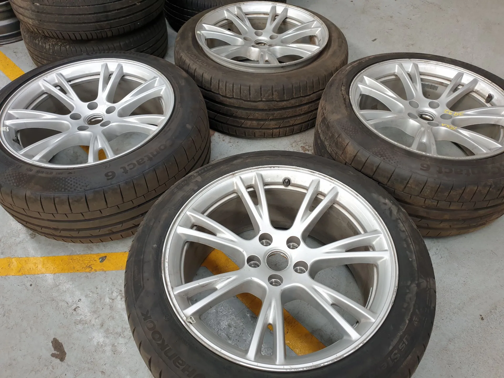 Conjunto Jantes Especiais TESLA Model Y (5YJY) Imagem-1