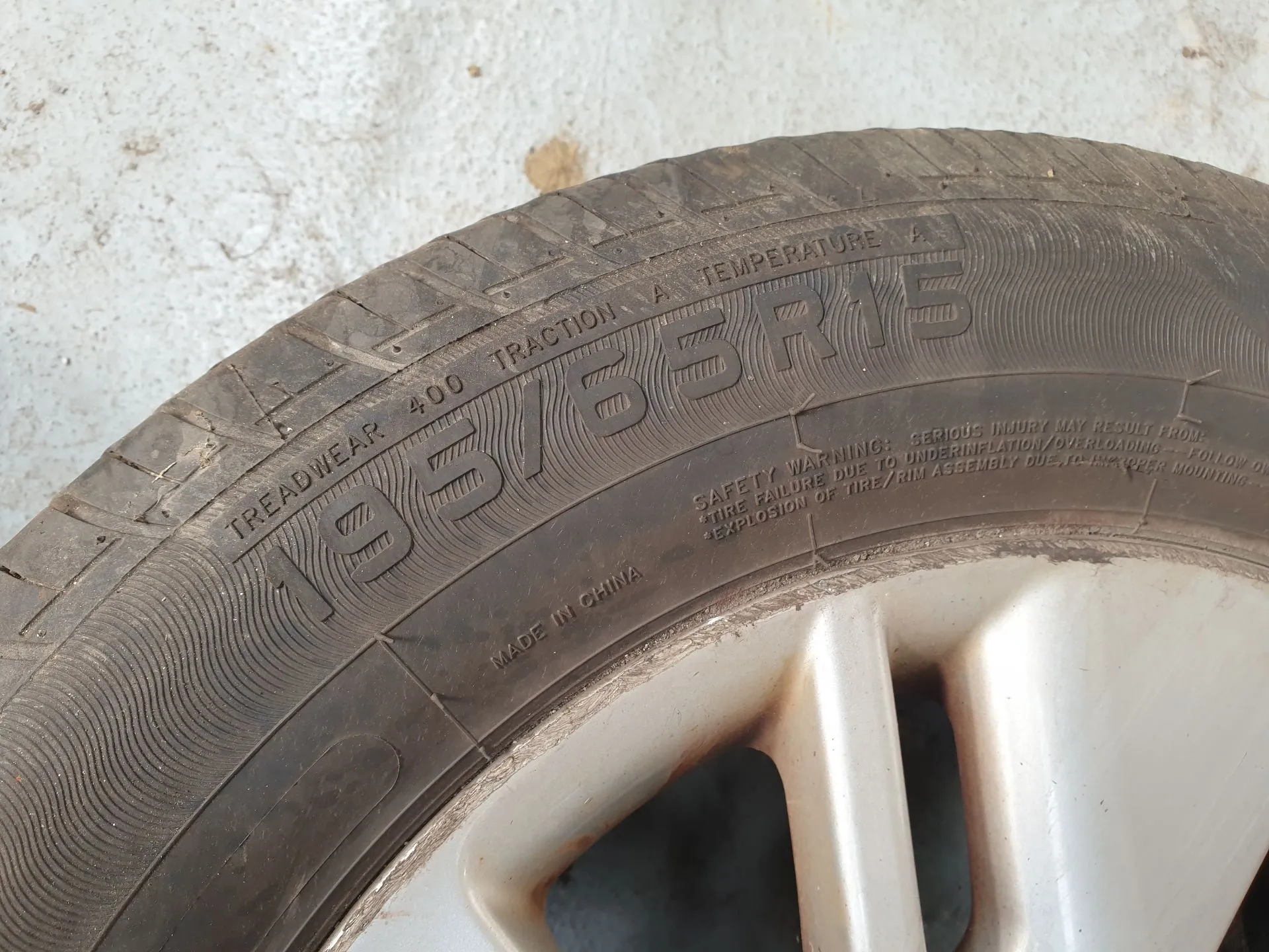 Conjunto de Jantes TOYOTA Auris Touring Sports (_E18_) Imagem-4