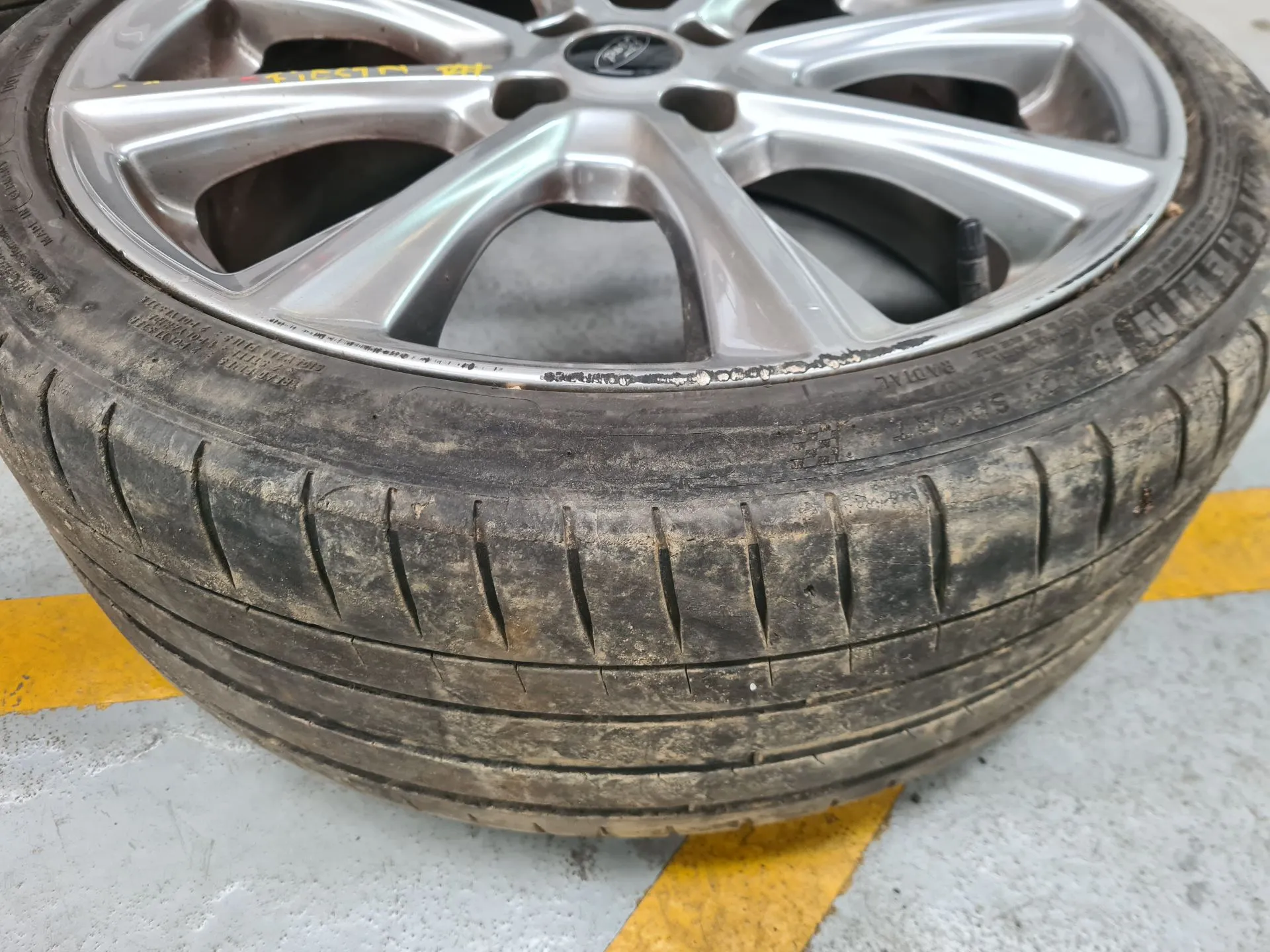 Conjunto Jantes Especiais FORD Fiesta VII (HJ, HF) Imagem-7