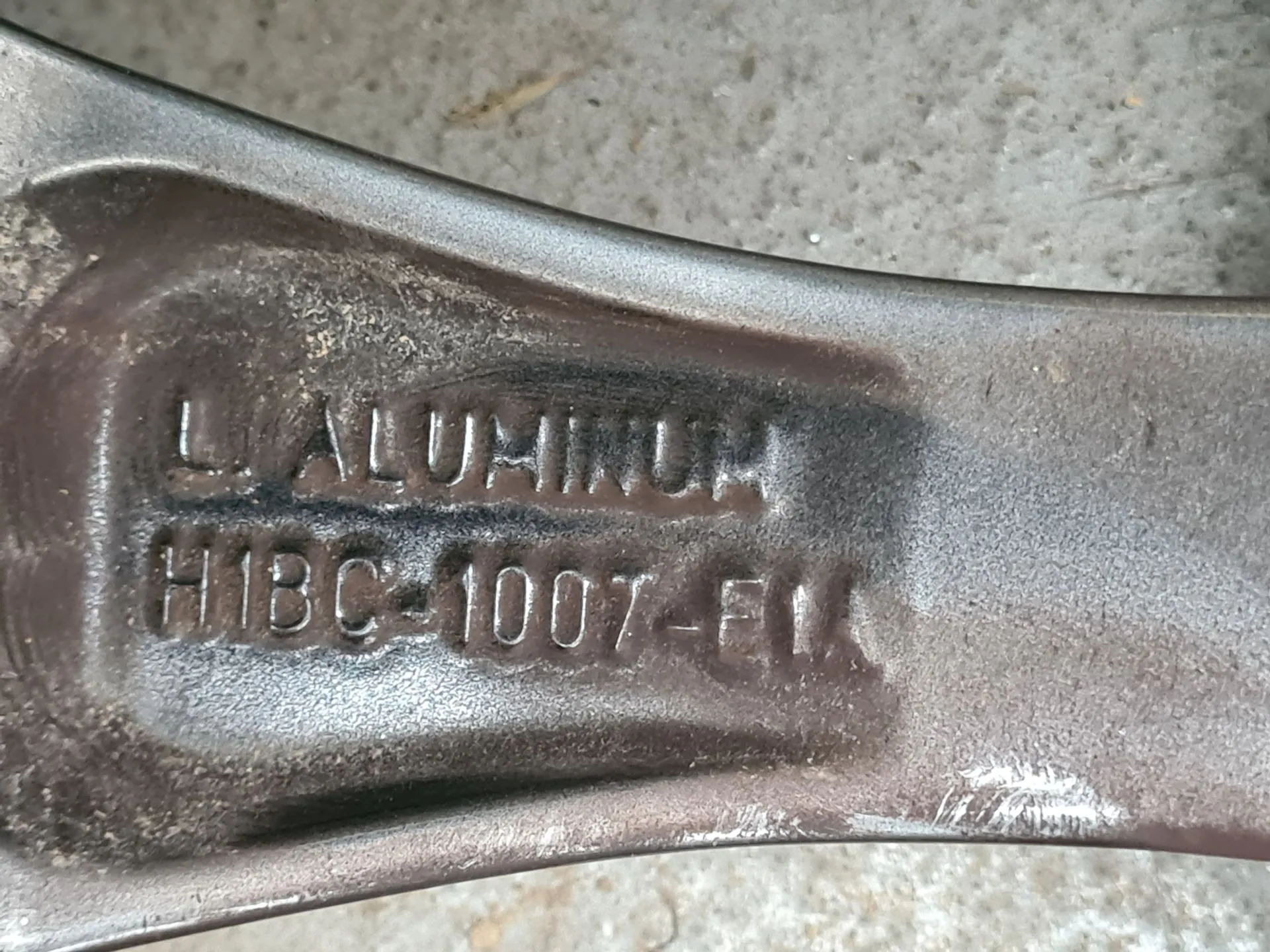 Conjunto Jantes Especiais FORD Fiesta VII (HJ, HF) Imagem-12