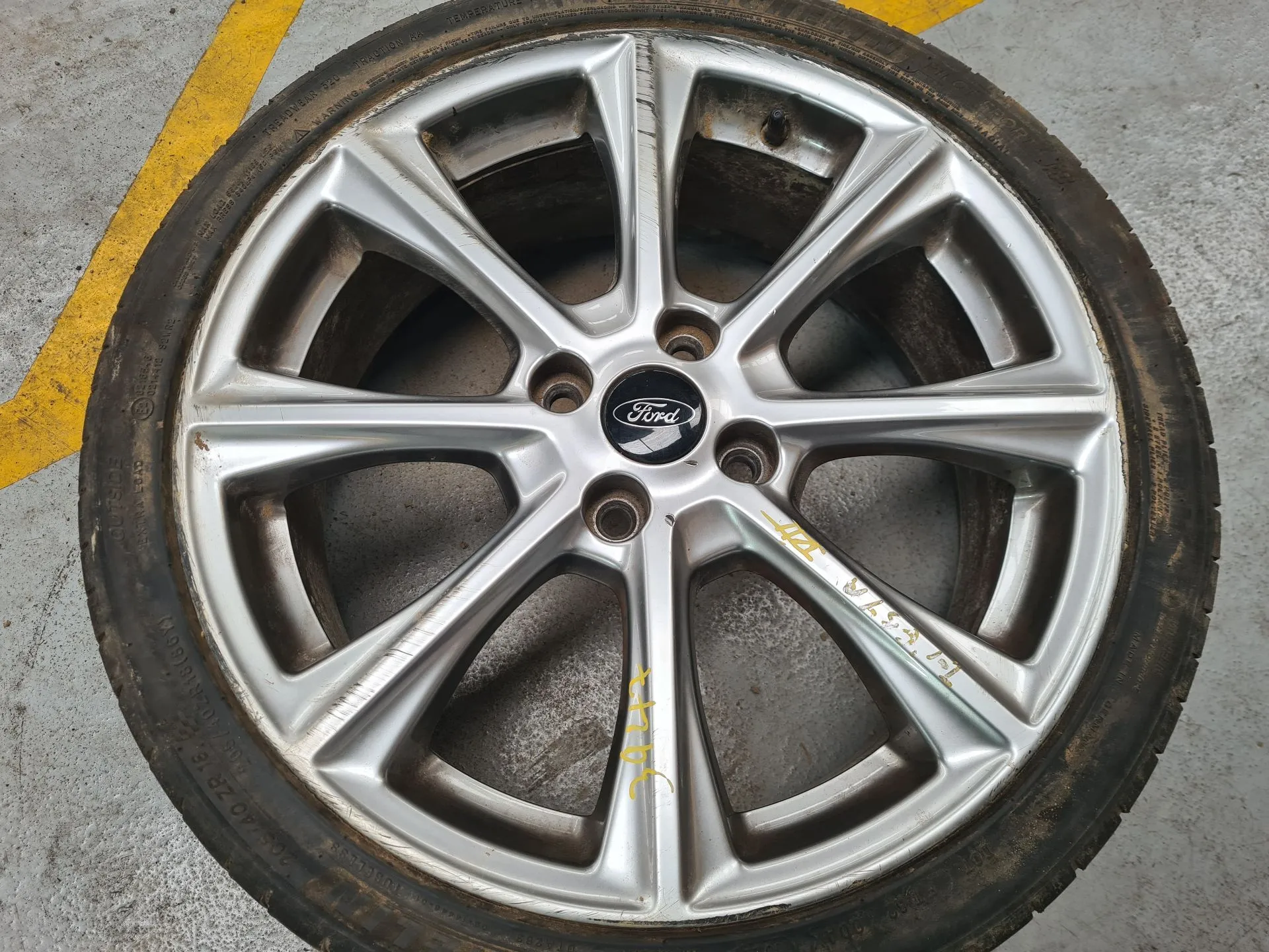 Right front Rim FORD Fiesta VII (HJ, HF) Imagem-1