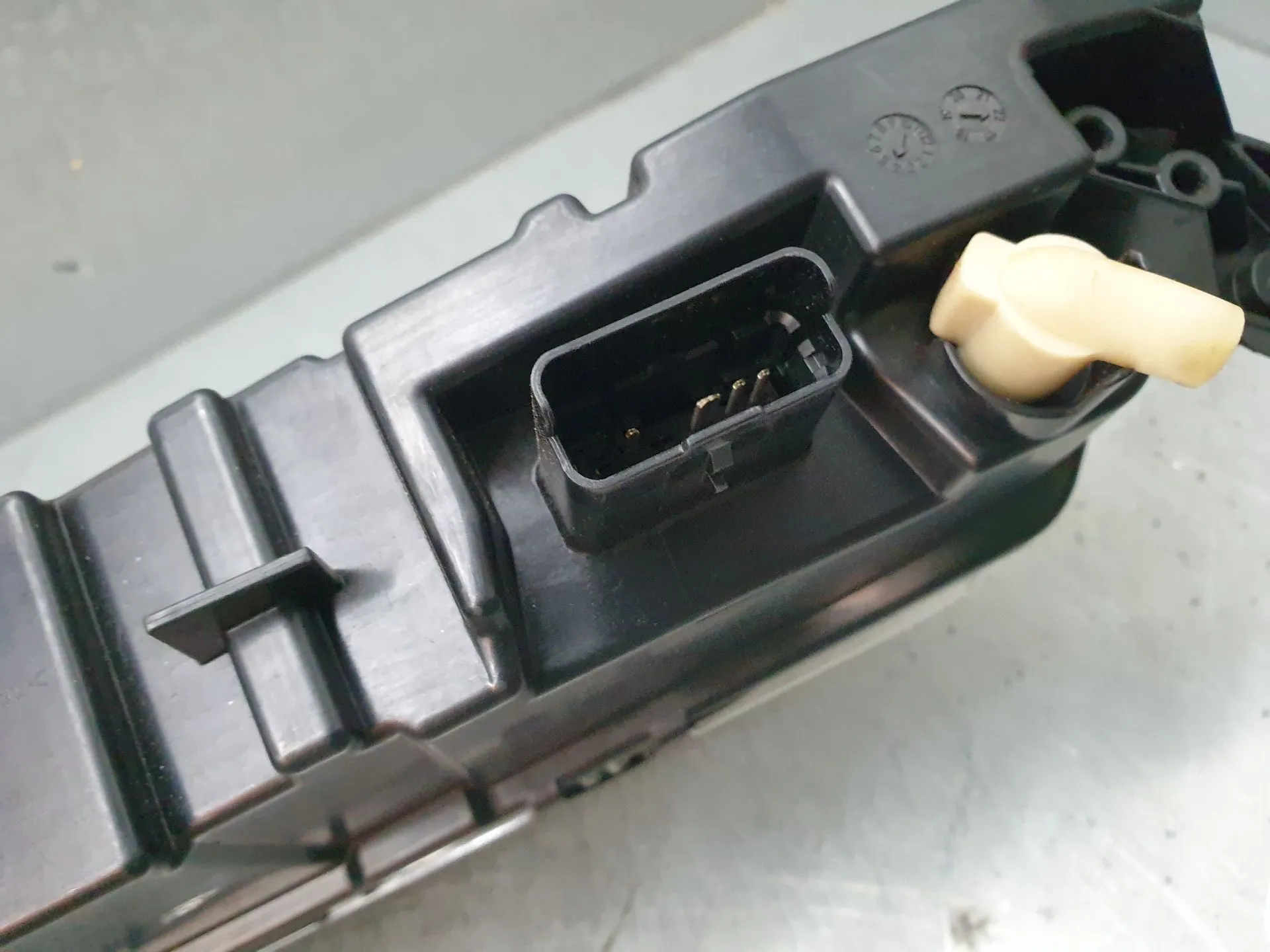 Daytime running light right CITROËN Grand C4 Spacetourer Imagem-6