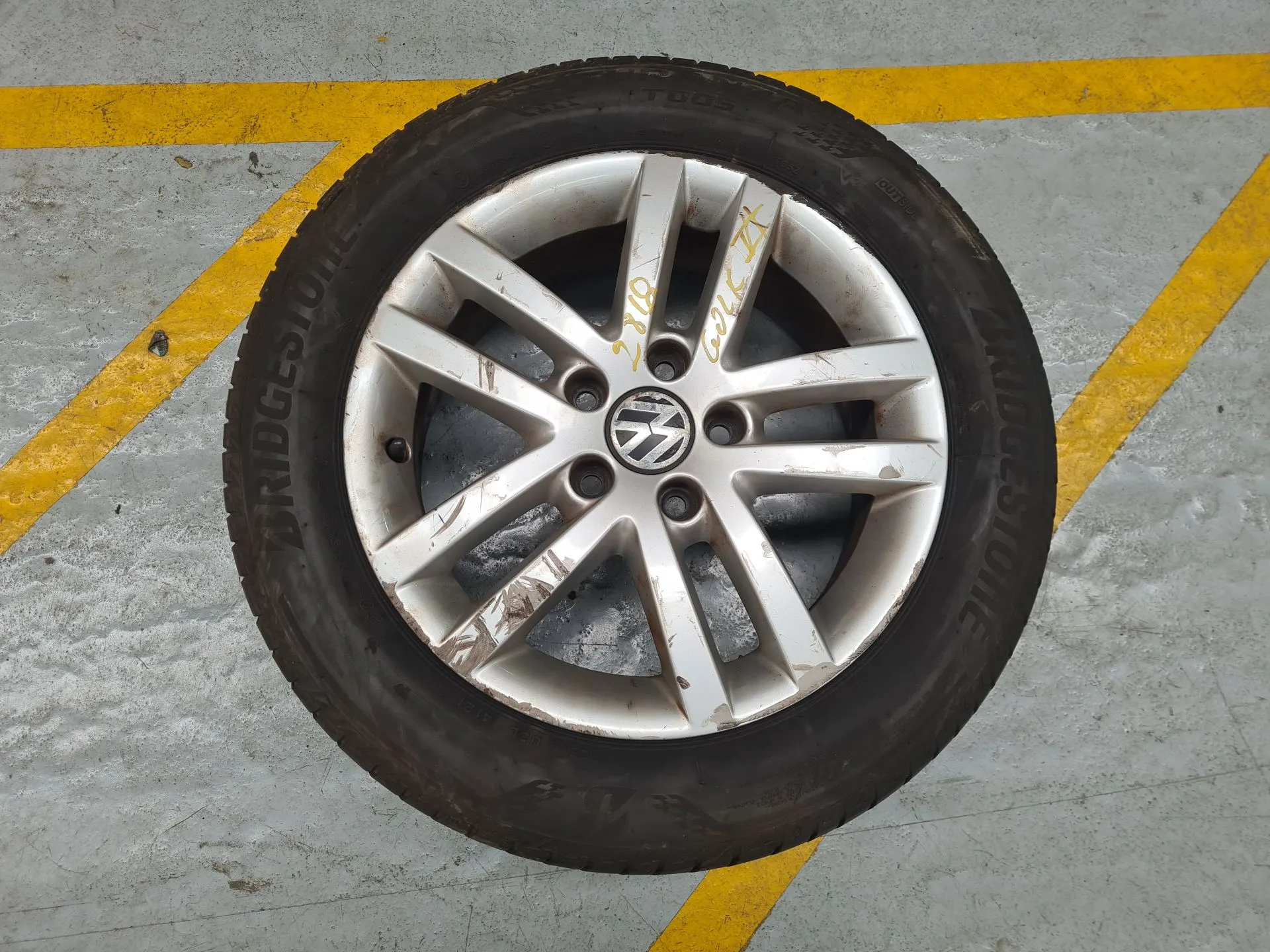 Conjunto Jantes Especiais VOLKSWAGEN Golf VI (5K1) Imagem-2