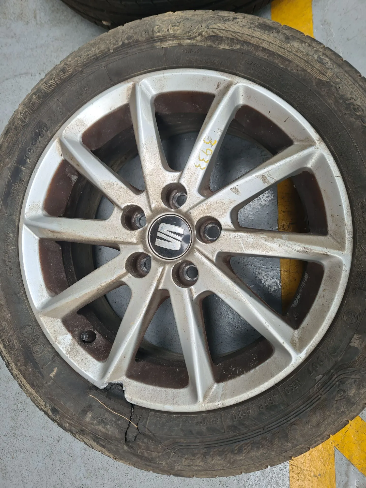 Cerchio Posteriore Sinistro SEAT Ibiza IV (6J5, 6P1) Imagem-1