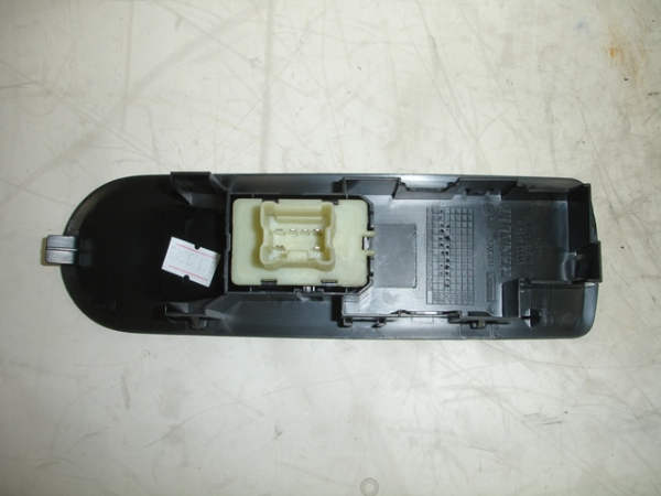 Mando / interruptor elevalunas delantero derecho RENAULT Clio IV (BH_) Imagem-2