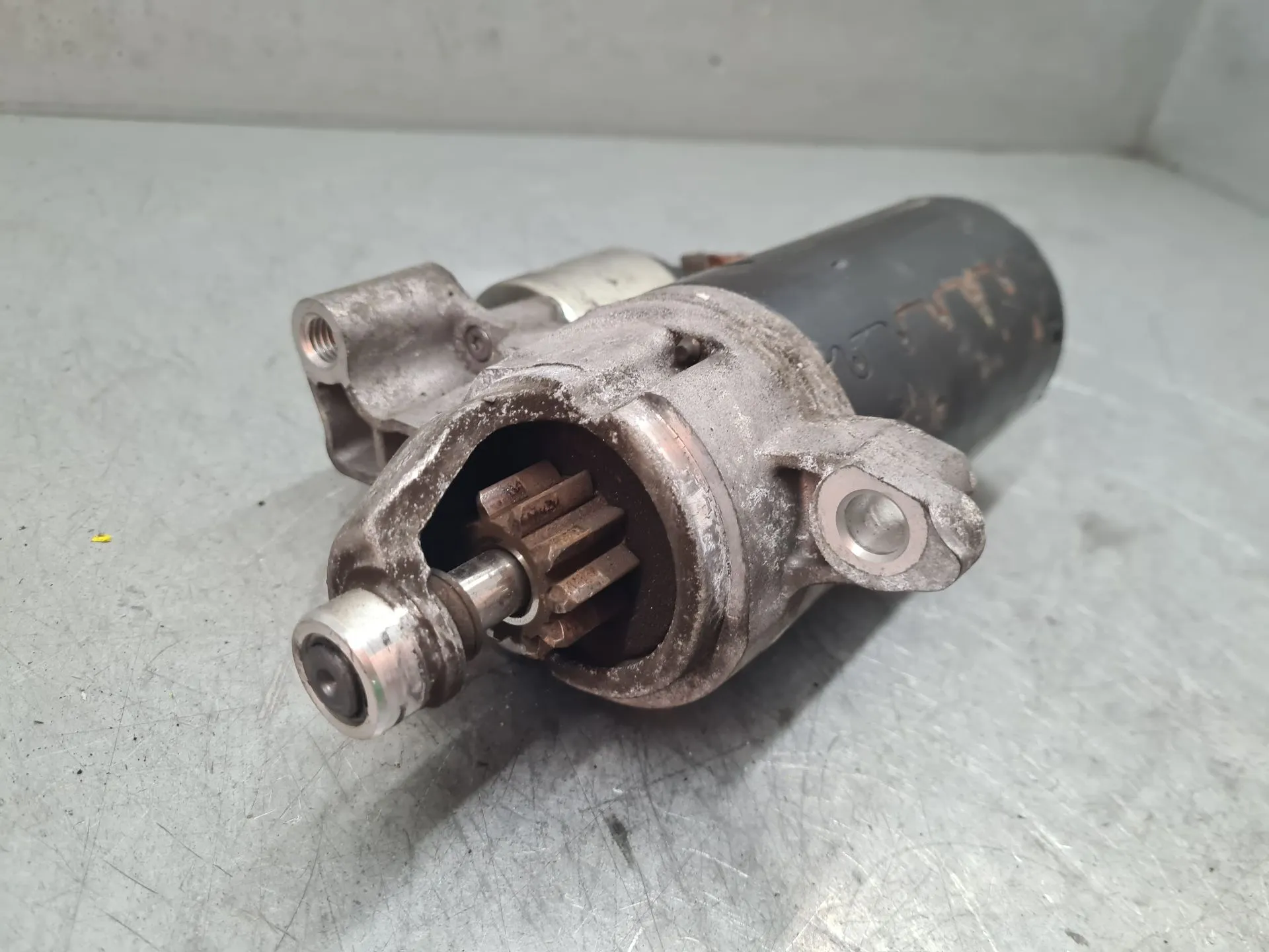 Motor de arranque AUDI A4 Avant (8K5, B8) Imagem-2