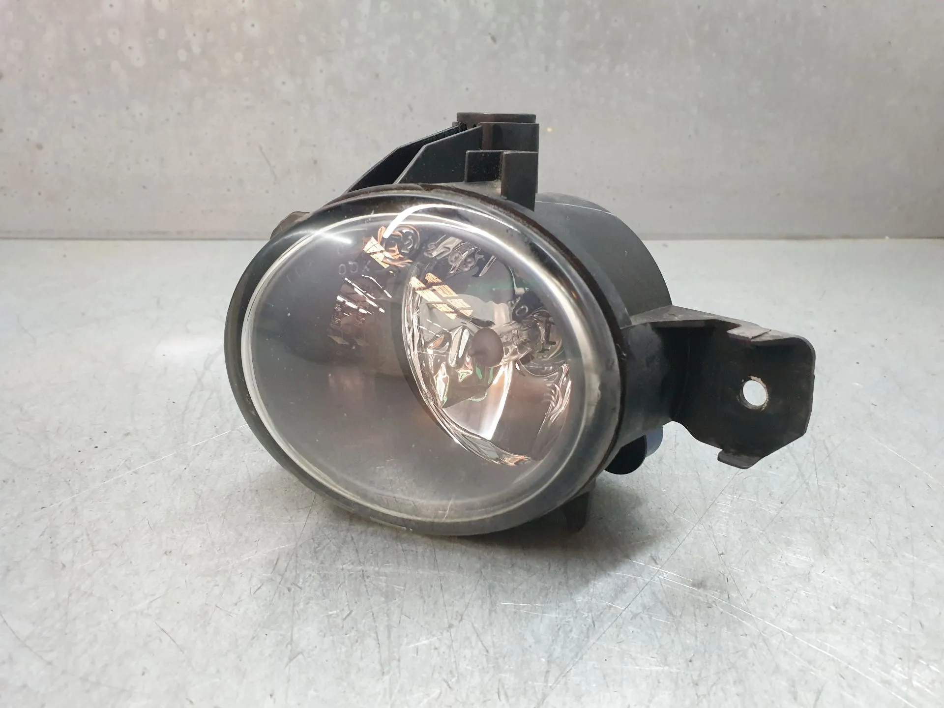 Faro antiniebla delantero izquierdo BMW X5 (E70)
