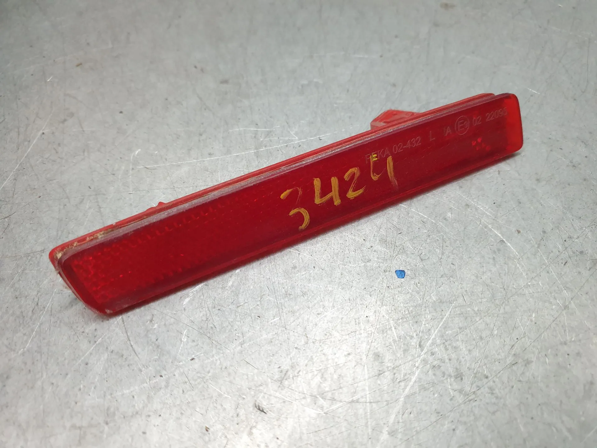 Réflecteur arrière gauche TOYOTA Corolla Touring Sports (_E21_)