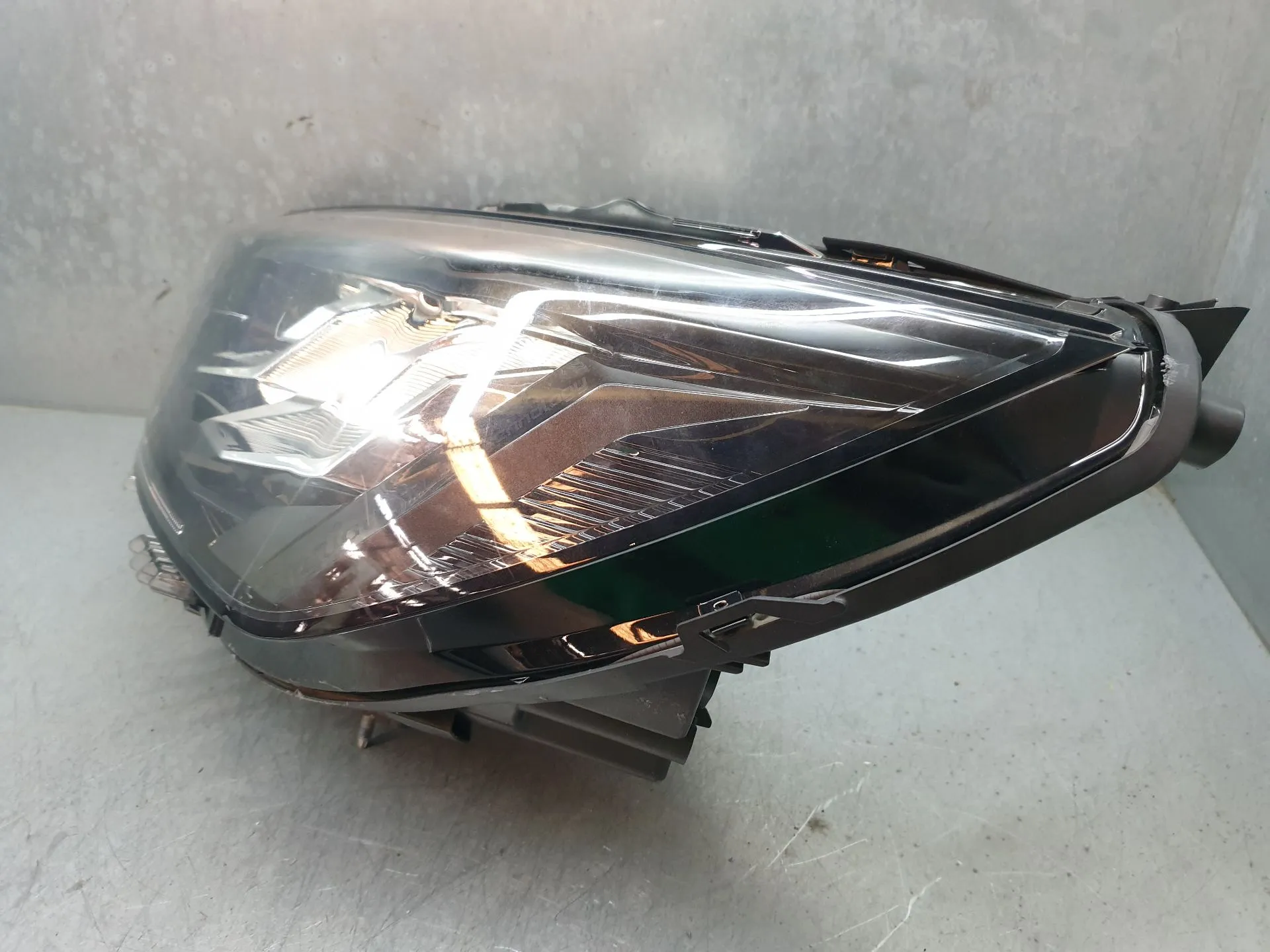 Faro anteriore sinistro PEUGEOT 2008 II (U_) Imagem-3