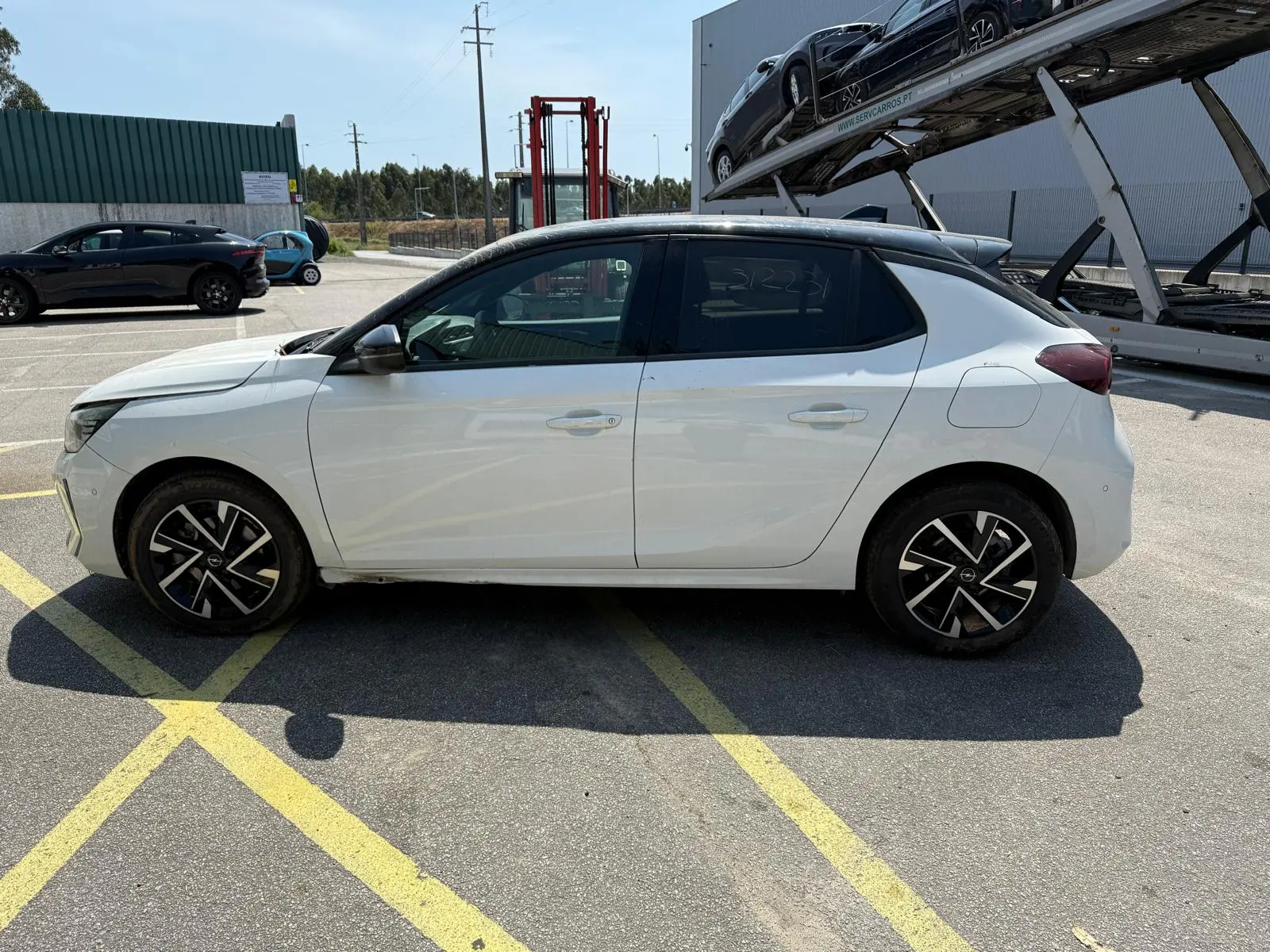 Lève-vitre avant gauche OPEL Corsa F
