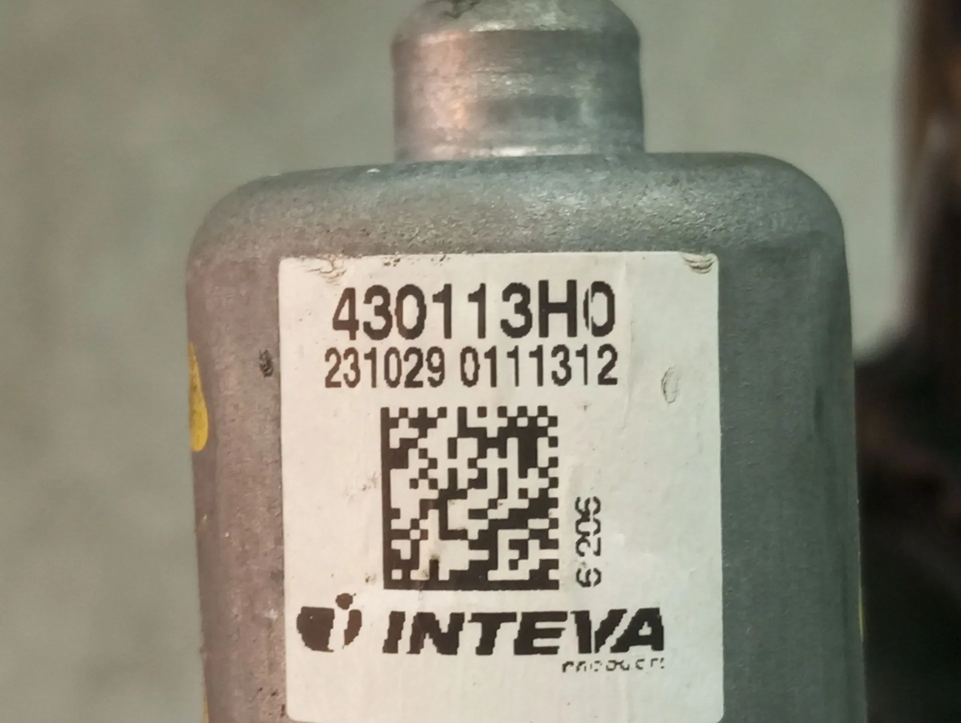 Elevalunas trasero izquierdo OPEL Corsa F Imagem-3