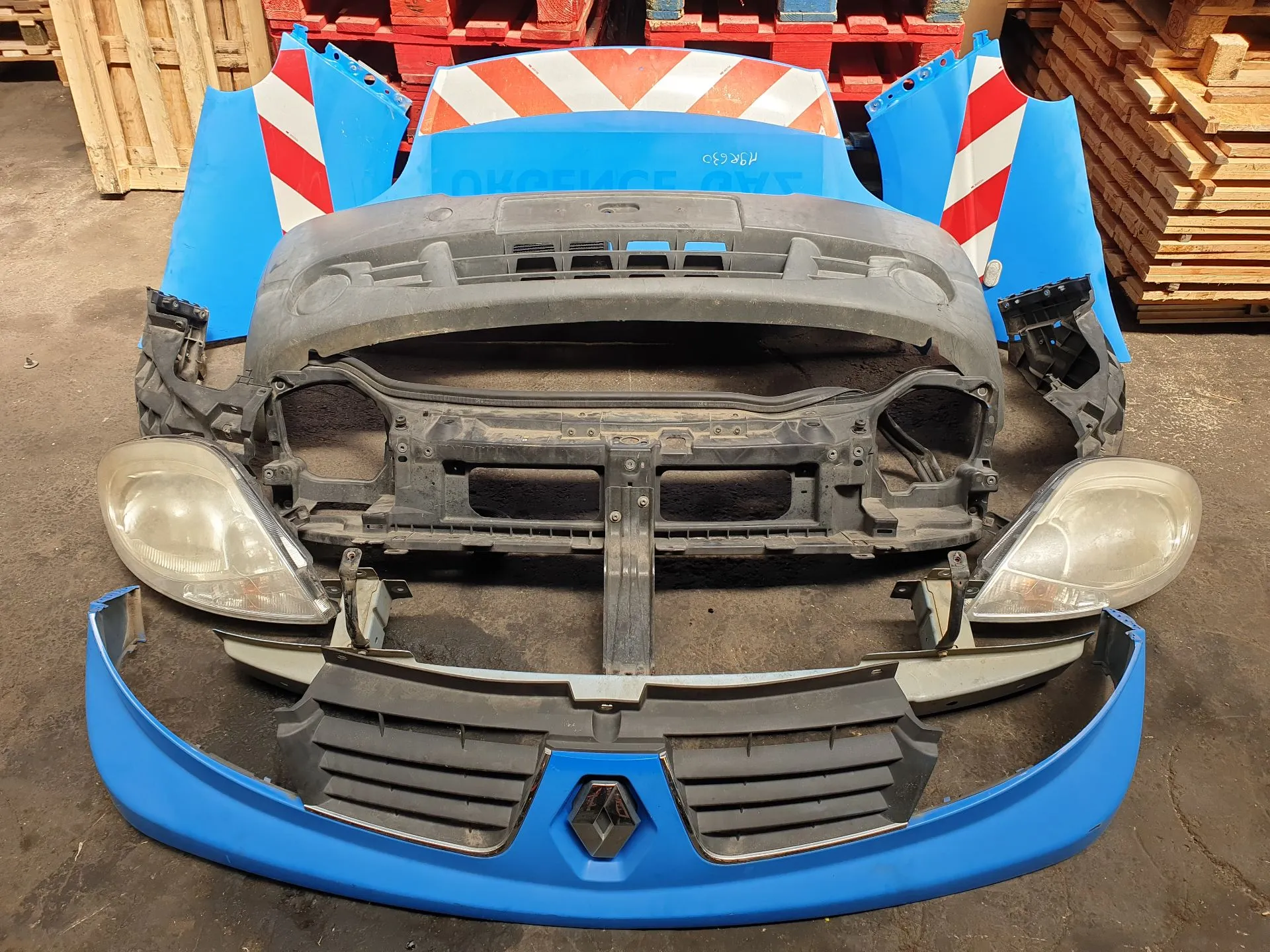 Frente Completa RENAULT Trafic II (FL)