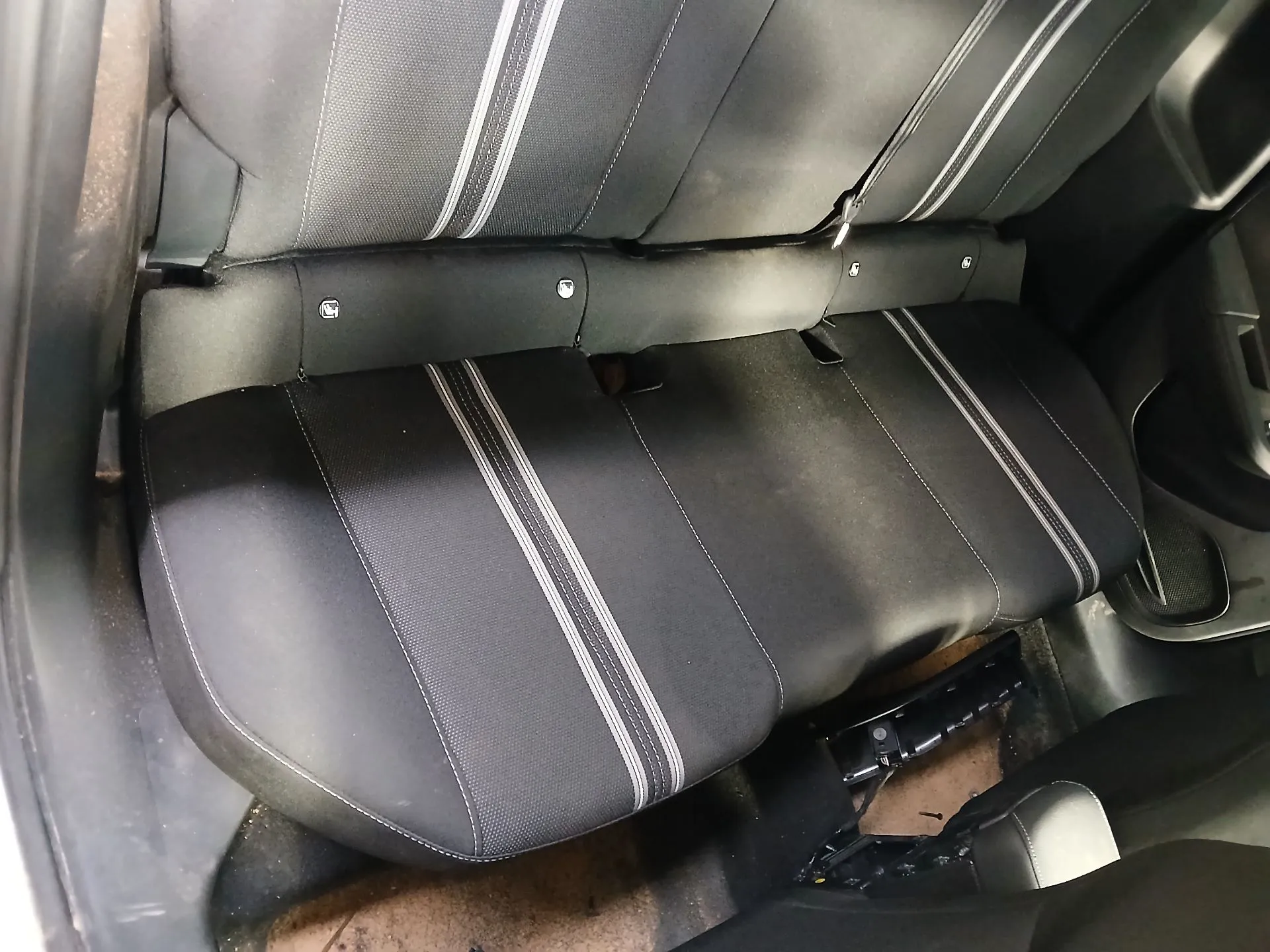 Conjunto de Bancos OPEL Corsa F Imagem-3