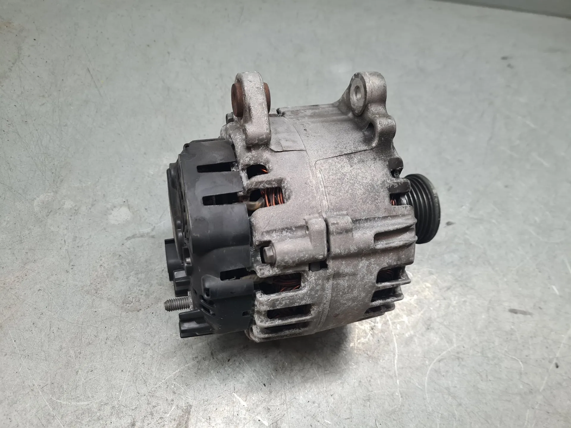 Alternador AUDI A4 Avant (8K5, B8) Imagem-2