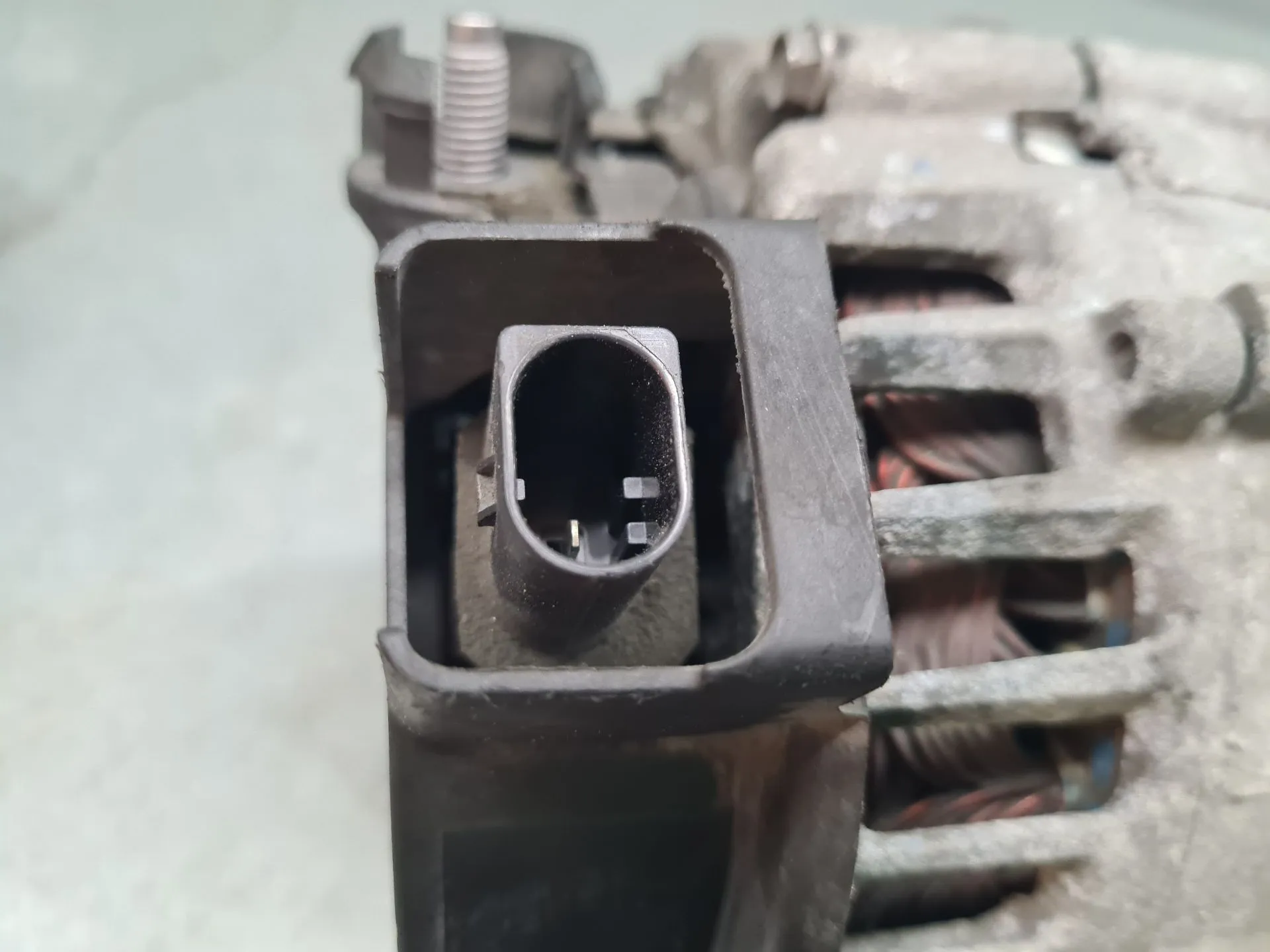 Alternador FORD Transit Custom Imagem-4