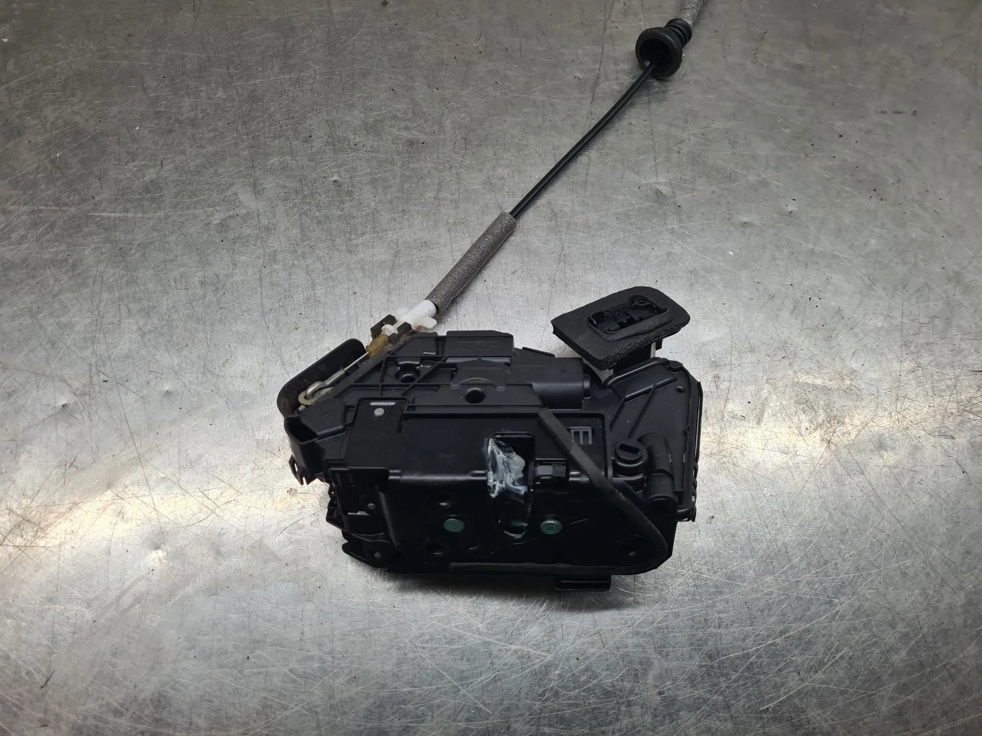 Rear Right Door Lock VOLKSWAGEN Tiguan (AD1, AX1) Imagem-1