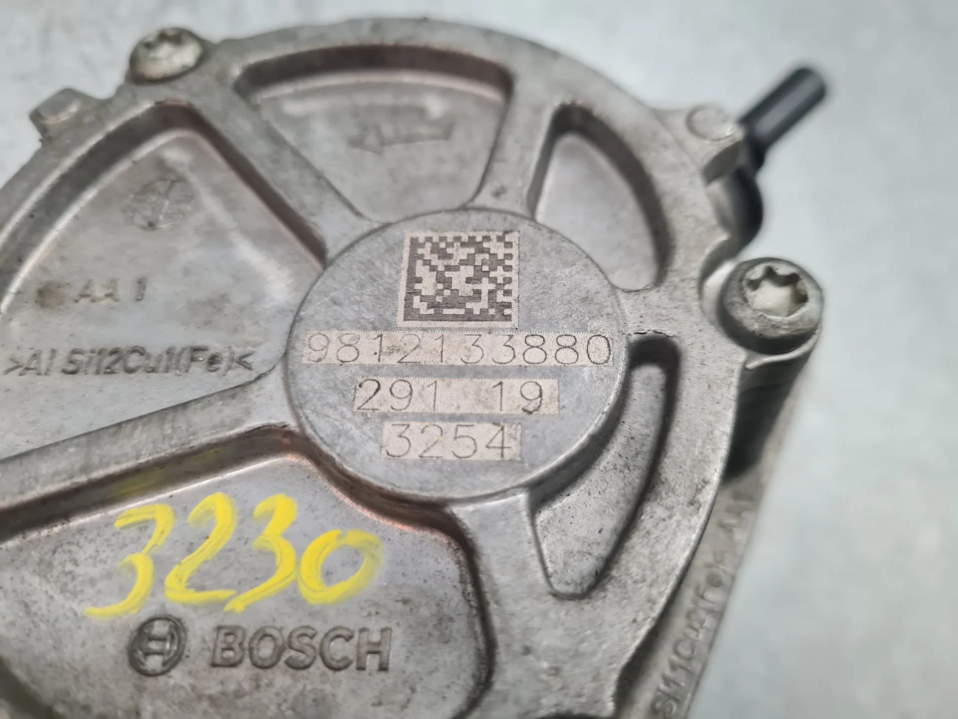 Brake booster / vacuum pump OPEL Corsa F Imagem-3